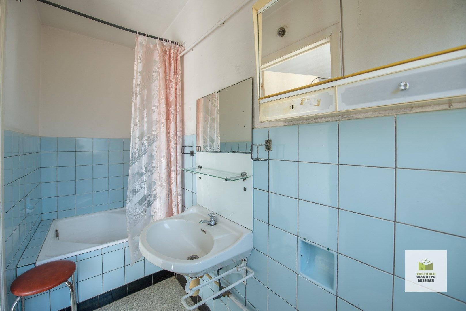 Te renoveren woning met landelijk vergezicht en bijgebouw op toplocatie te Wingene foto 12