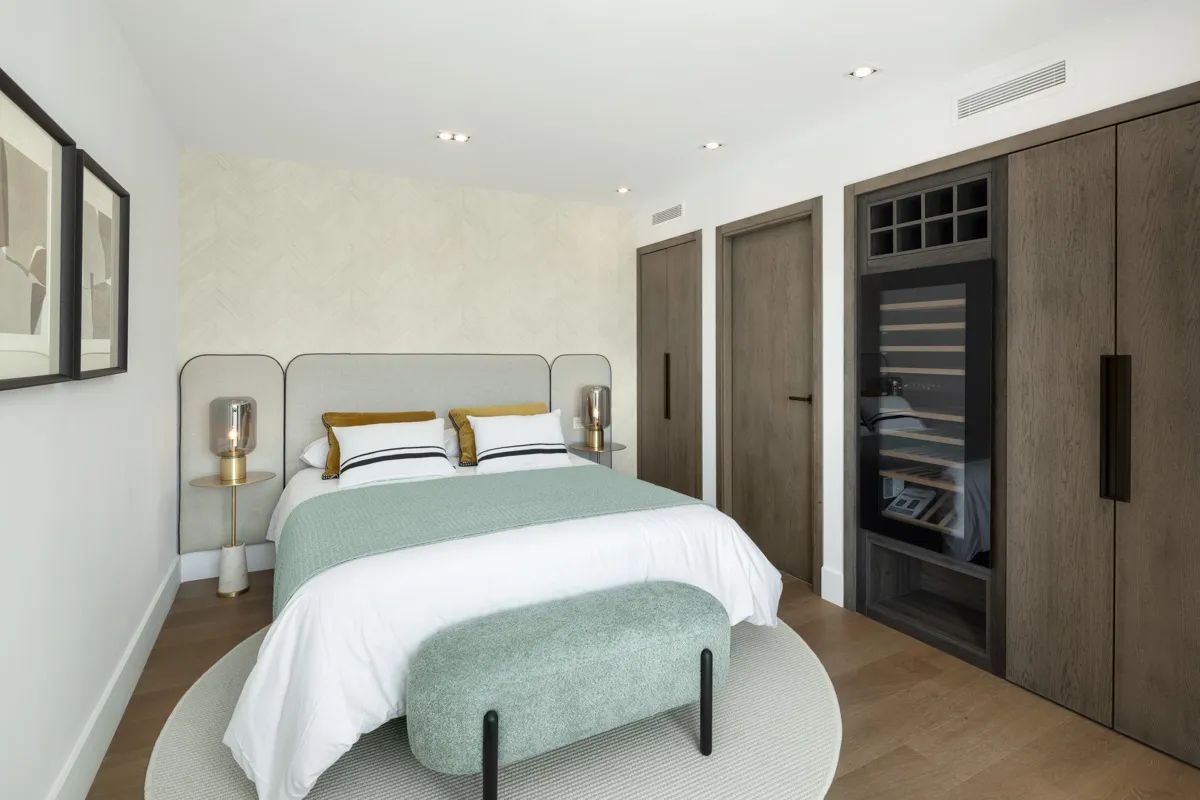 Stijlvolle luxe in Nueva Andalucía – adembenemende villa met uitzicht op La Concha en de Middellandse zee foto 10