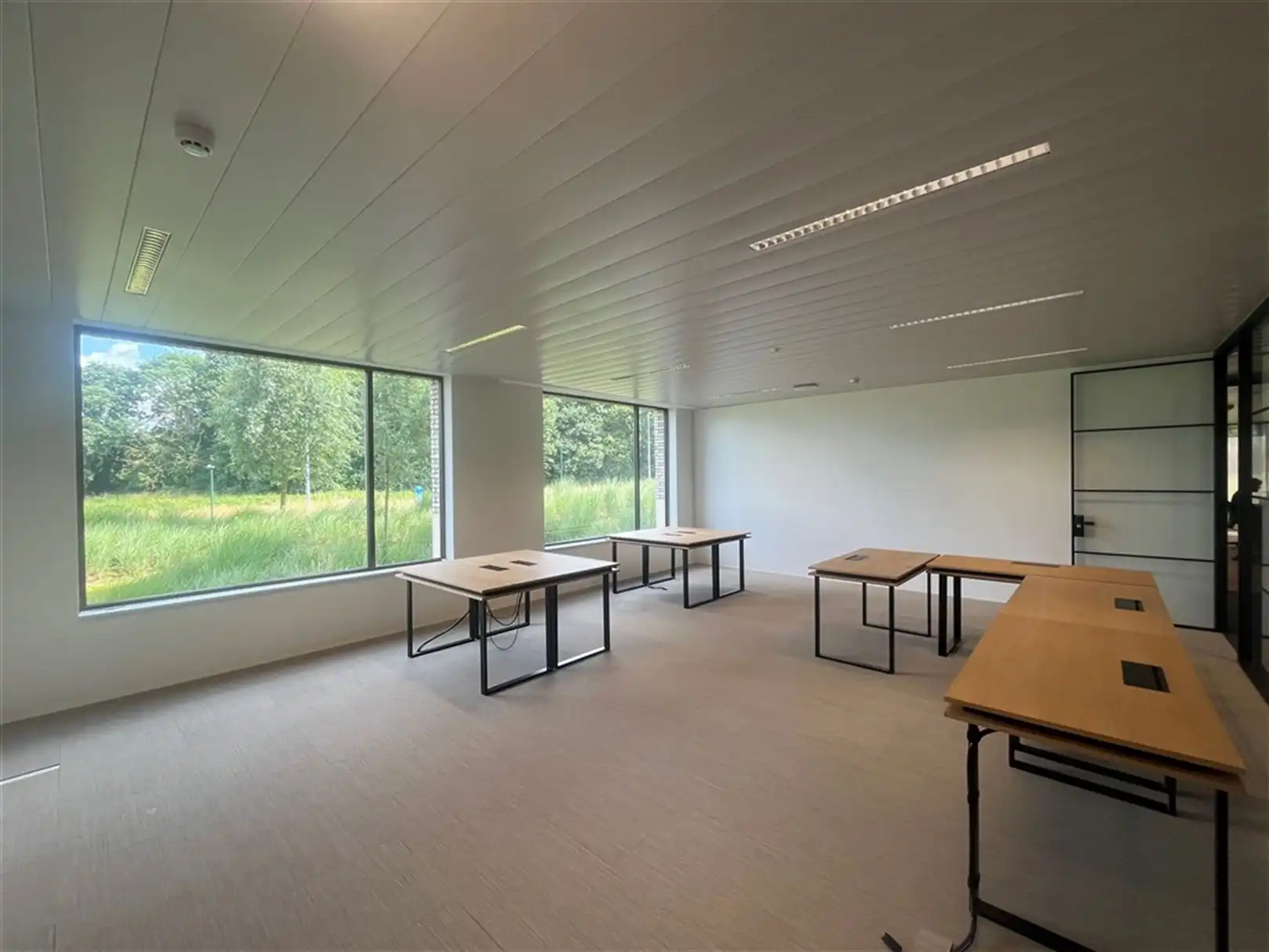 Prestigieus kantoorgebouw - oppervlaktes van 338m² tot 5760m² foto 26