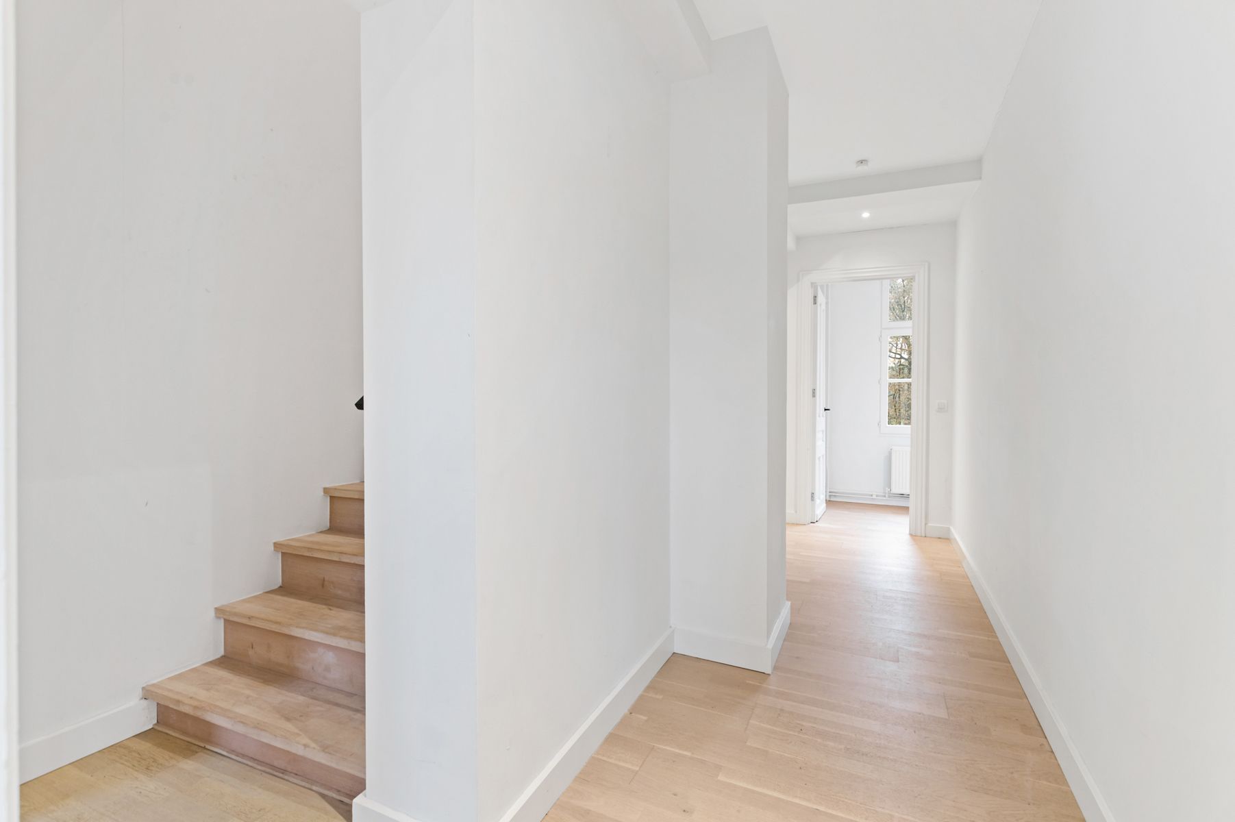 Unieke pastoriewoning in parktuin met uniek uitzicht foto 22