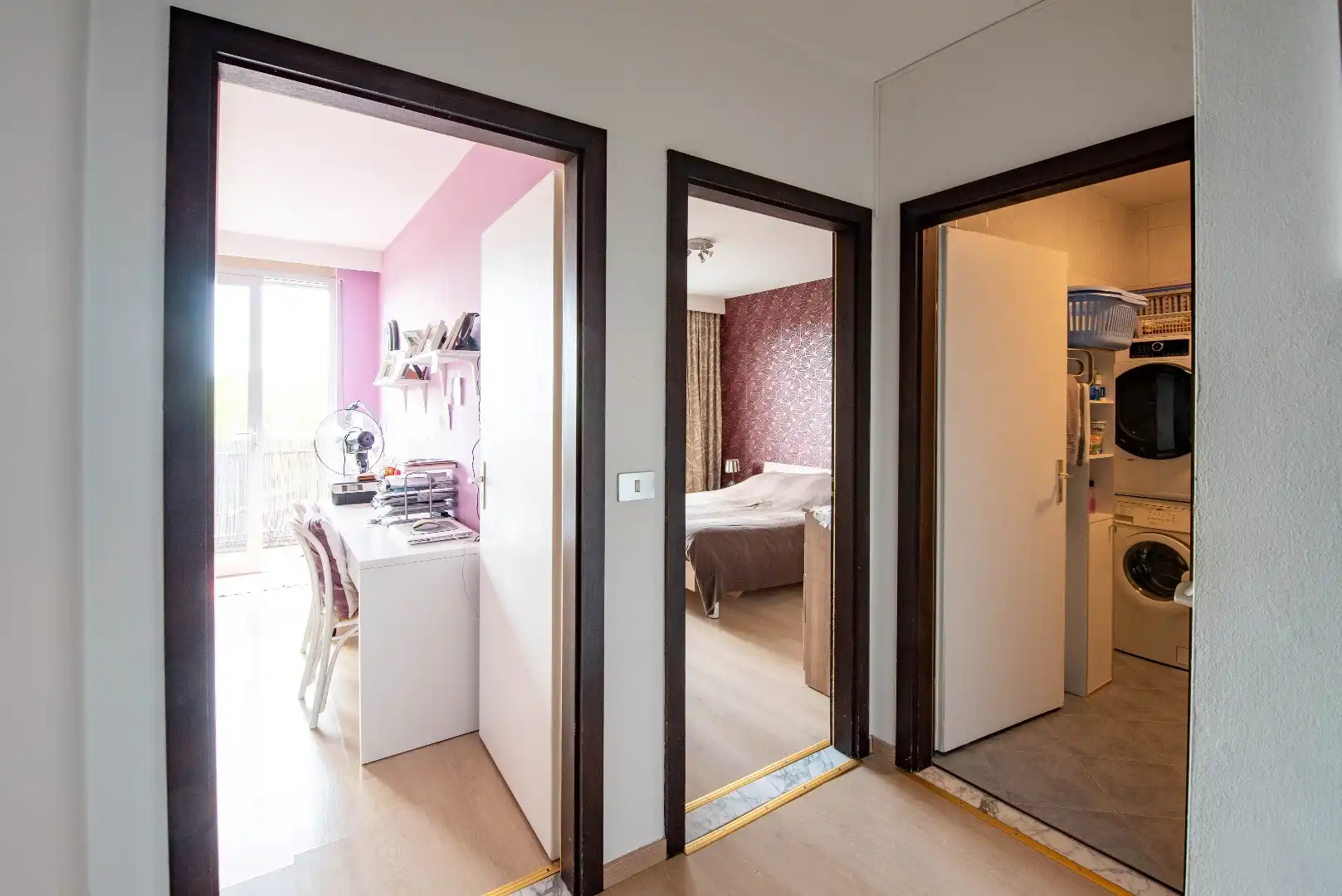 Ruim appartement met 2 slk, terras en garagebox foto 9