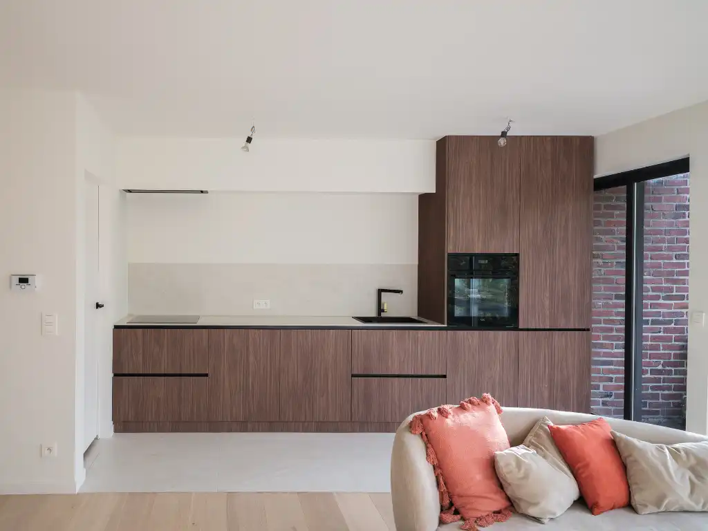 Coupure Rechts – Lichtrijk gerenoveerd éénslaapkamerappartement met terras en zicht op het water foto 5