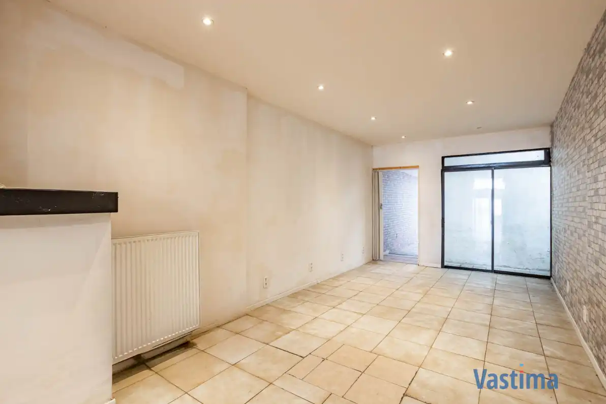 Op te frissen woning met potentieel in Erembodegem foto 2