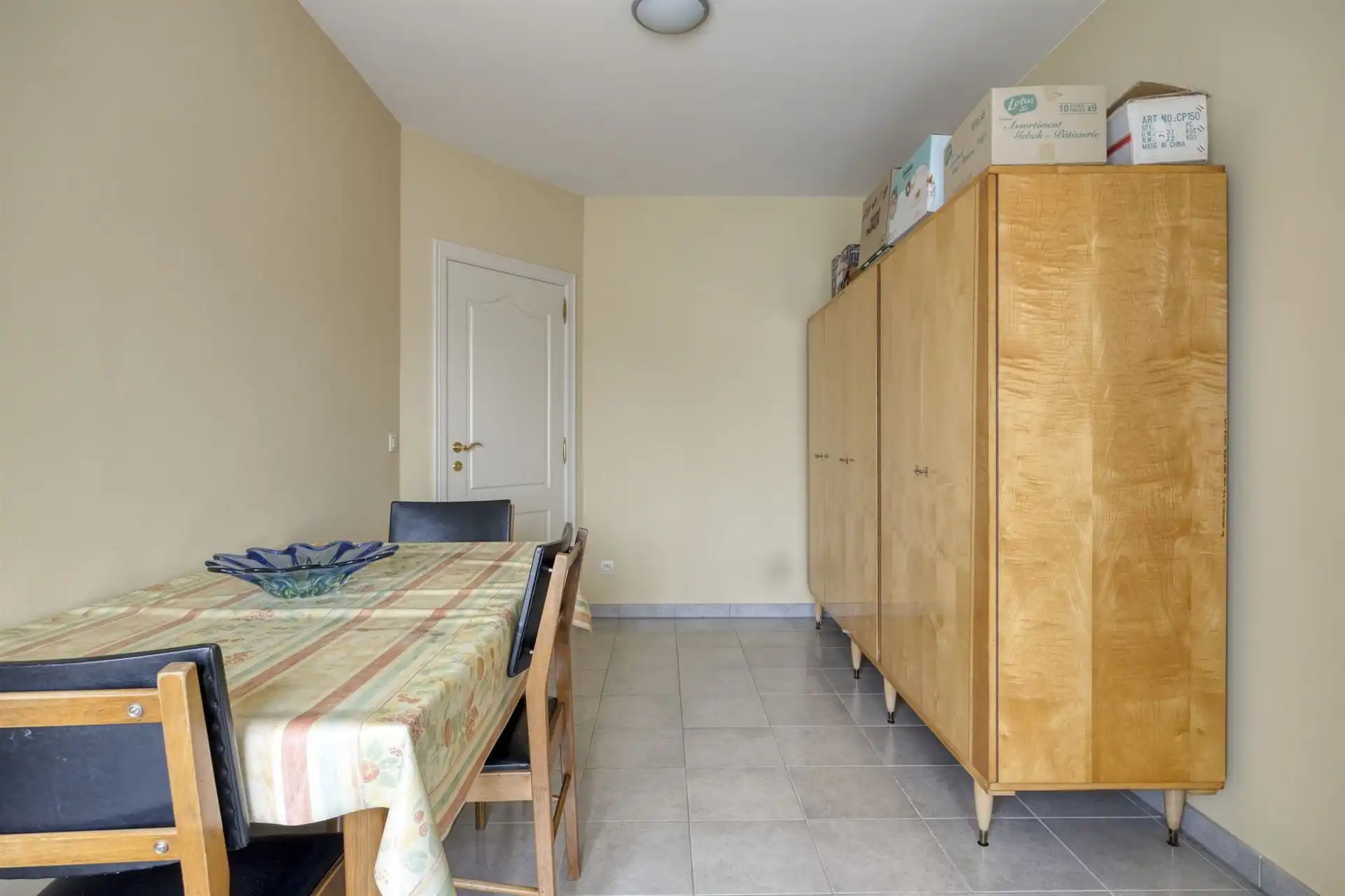 Instapklaar appartement met 3 slaapkamers, terras en garage foto 12