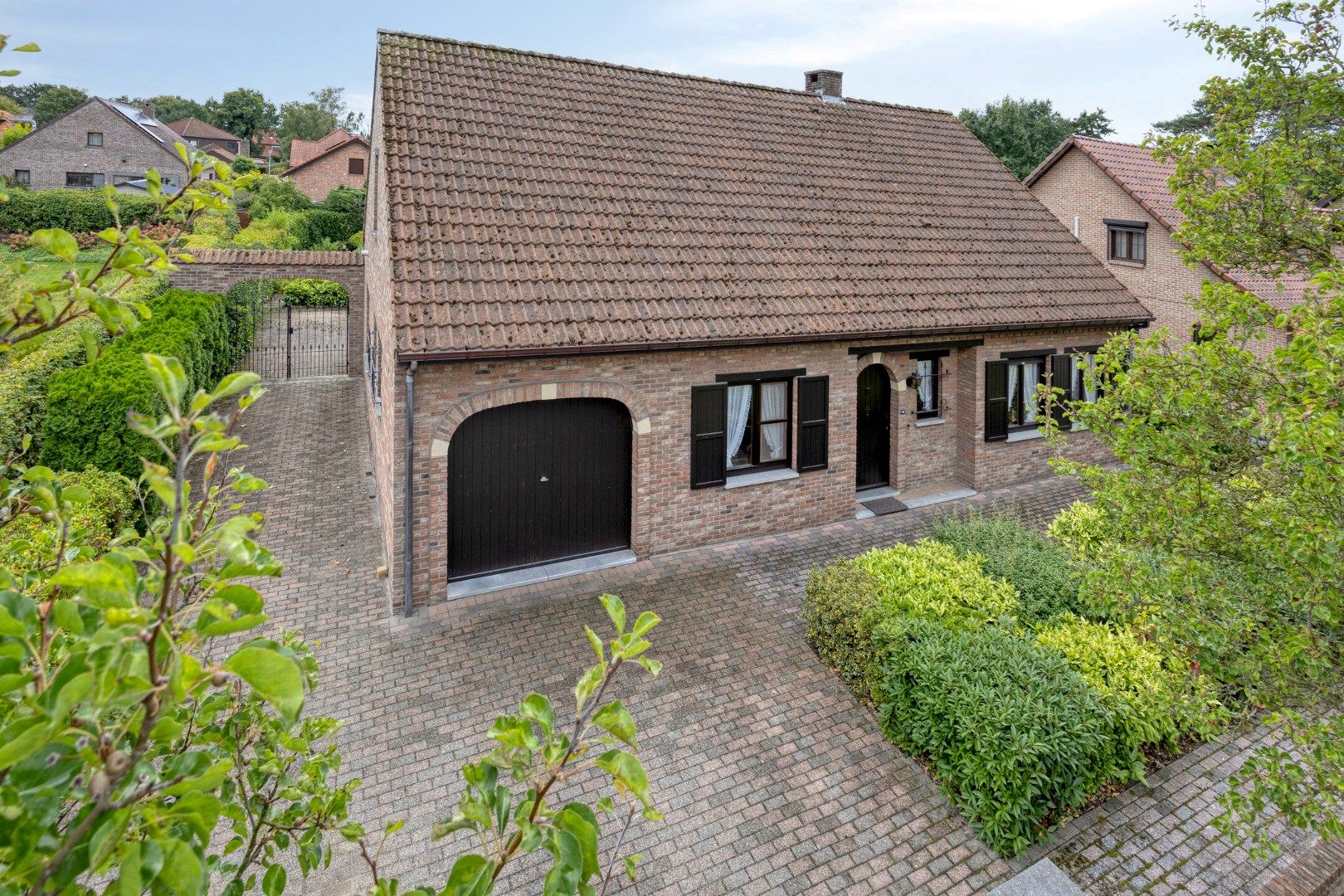 Gelijkvloerse woning met 2 slaapkamers op een mooi Z gericht perceel van 819 m² ! foto 31