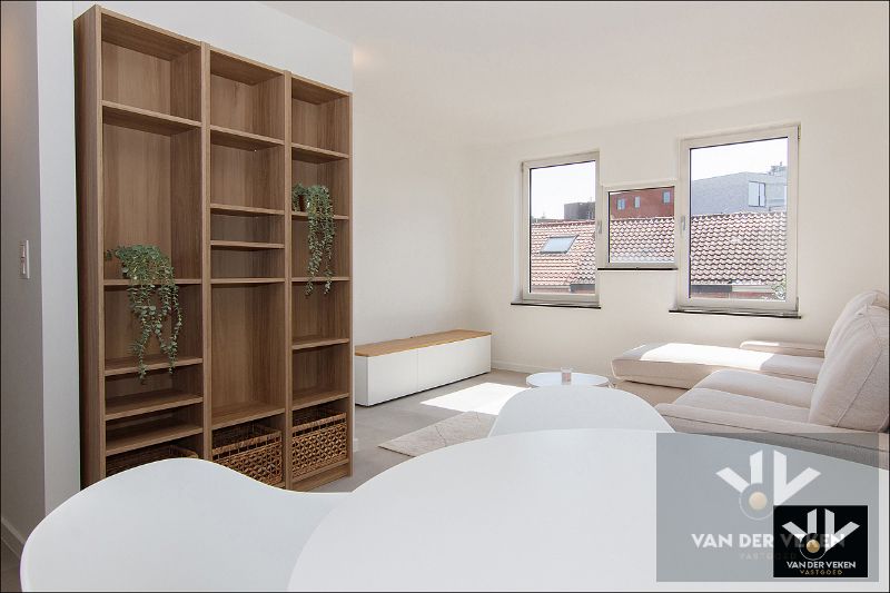 INSTAPKLAAR 1-SLPK APPARTEMENT MET TOPLIGGING IN HASSELT. foto 2