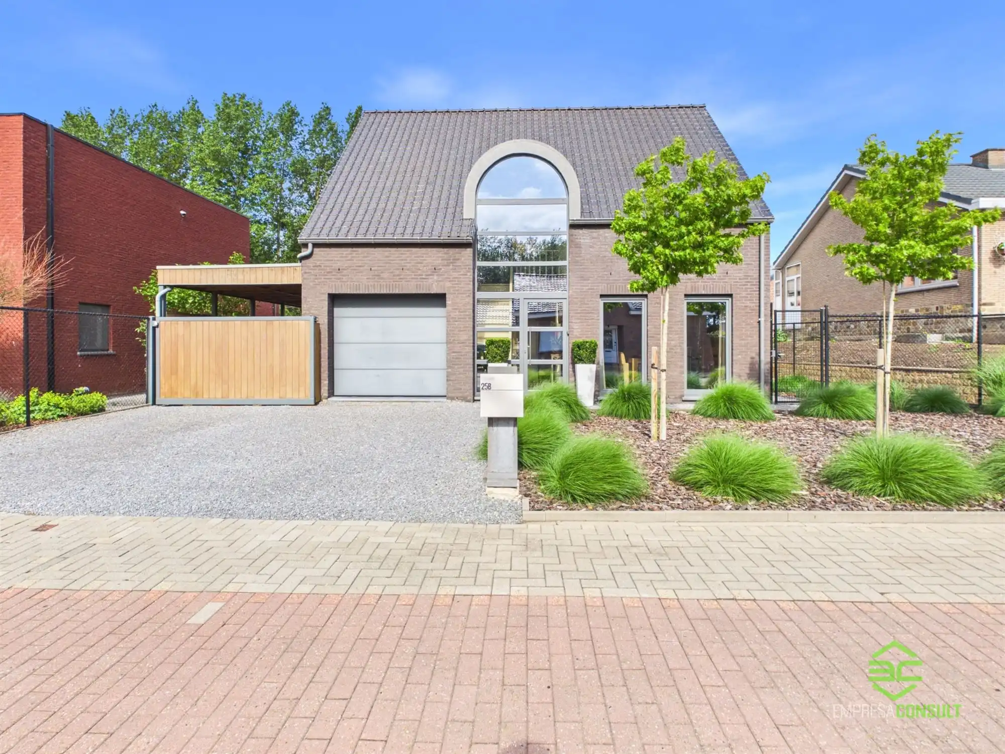 Instapklare OB met 4 slpk aan de rand van het centrum! foto 2