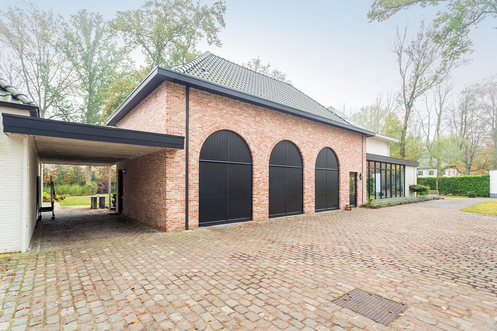 Unieke gerenoveerde villa met tal van mogelijkheden foto 27