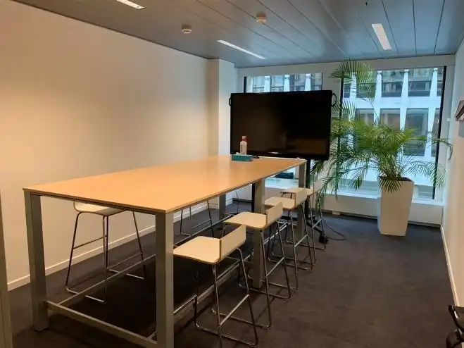 MARNIX 23: 553m² en 880m² te huur foto 7