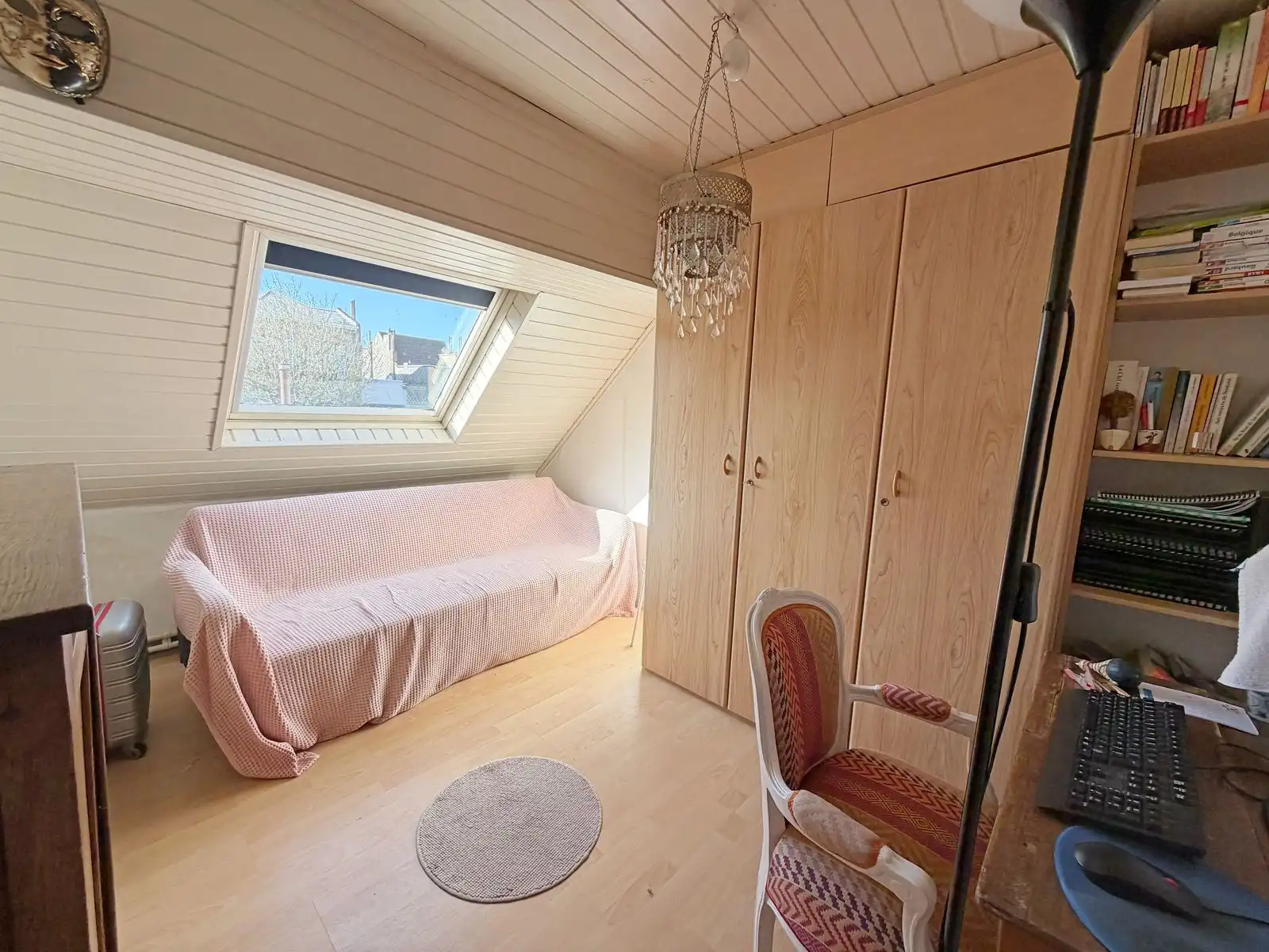 Sfeervolle woning, gelegen op korte afstand van het levendige centrum van Oostende! foto 13