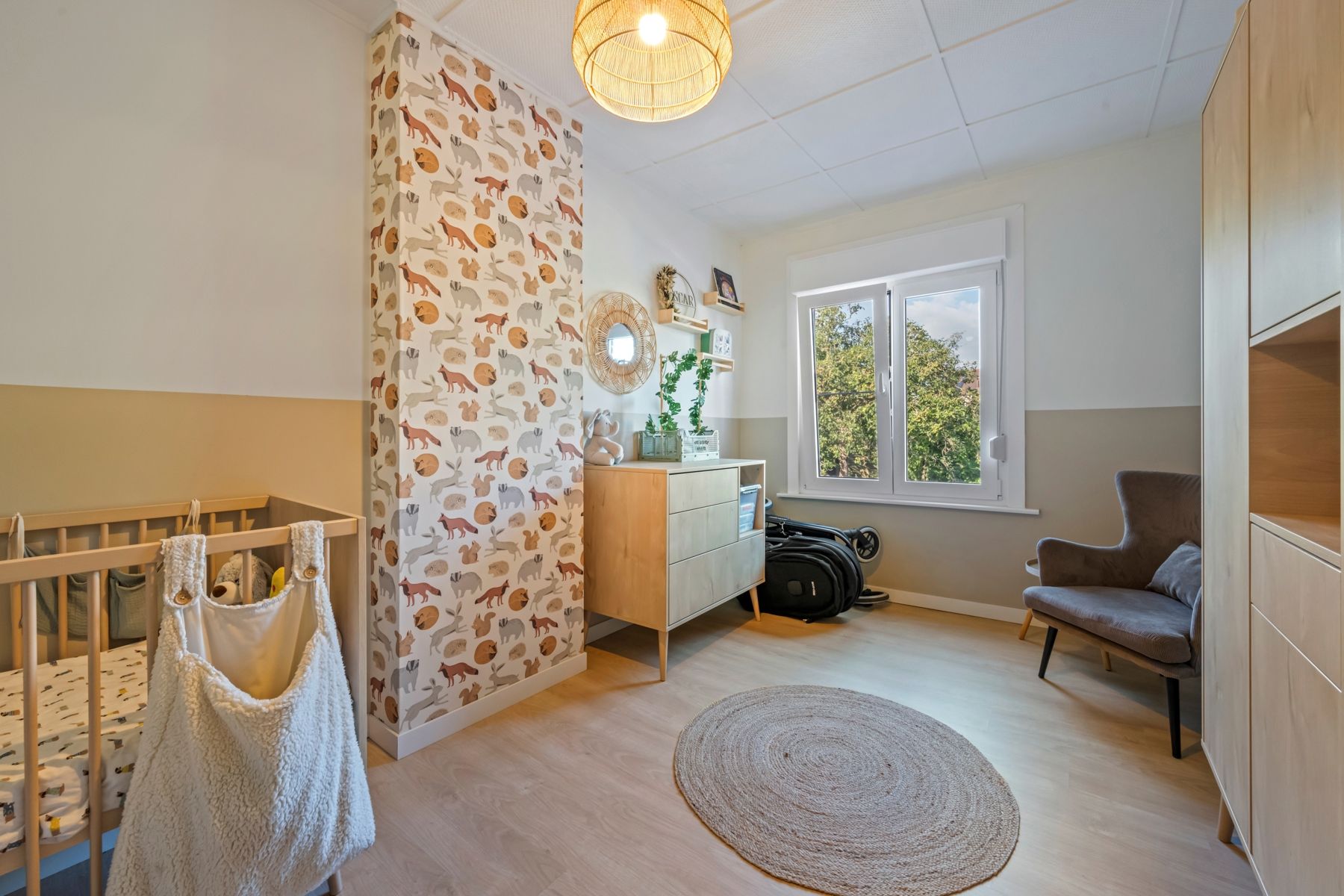 Smaakvol gerenoveerde woning in het hart van Assebroek foto 10