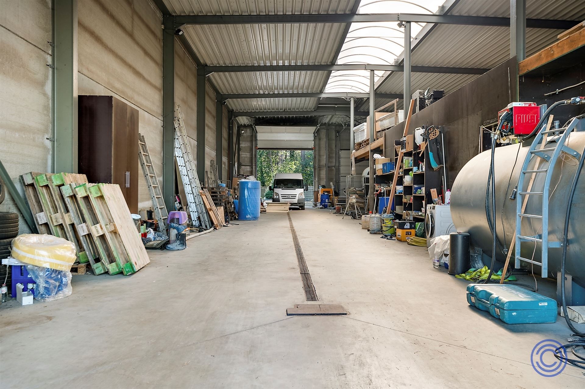 Magazijn ca. 466m² + luxueuze woning ca. 367m²! foto 22