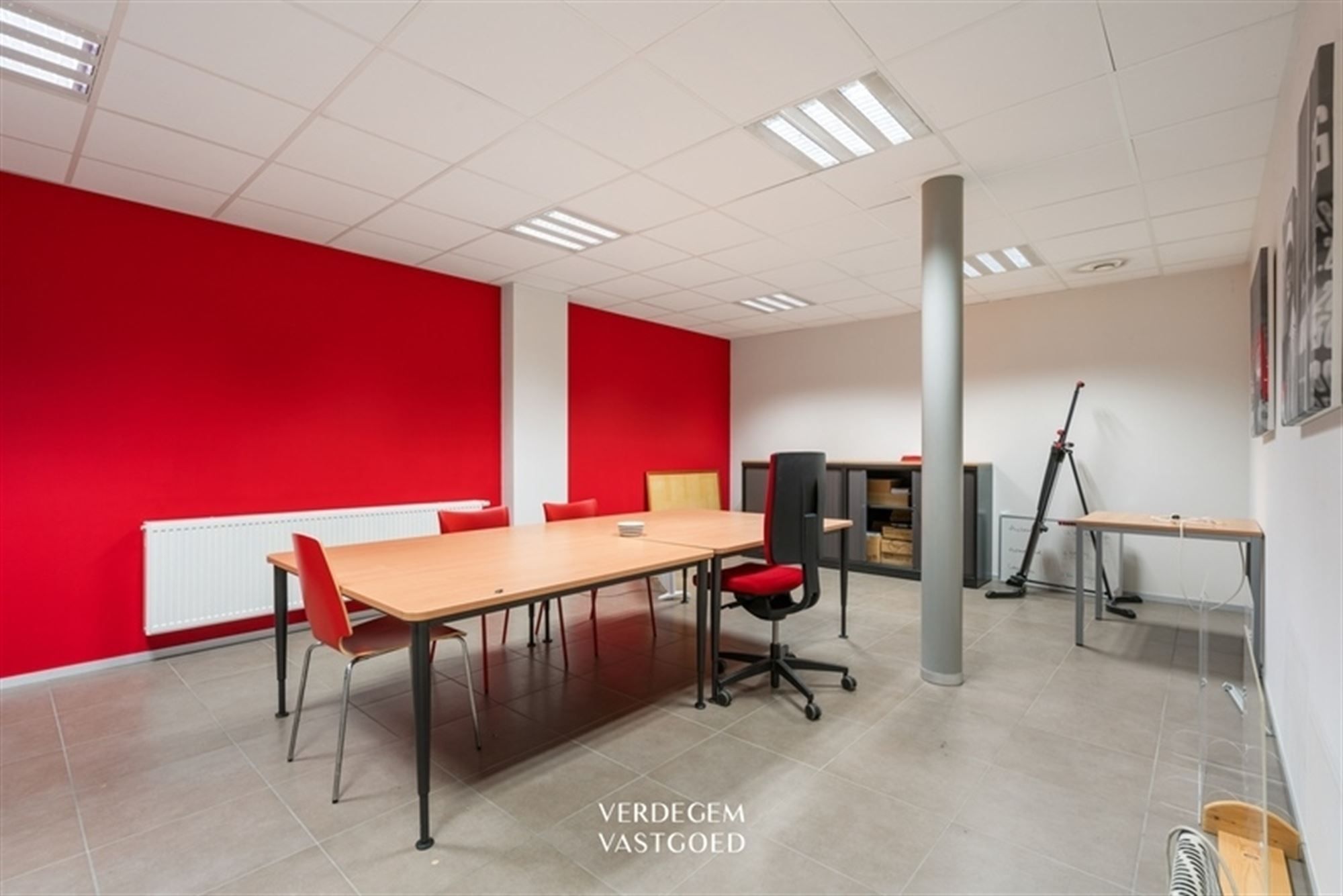 Handelsgelijkvloers van 264m² met hoge visibiliteit en goed rendement foto 6