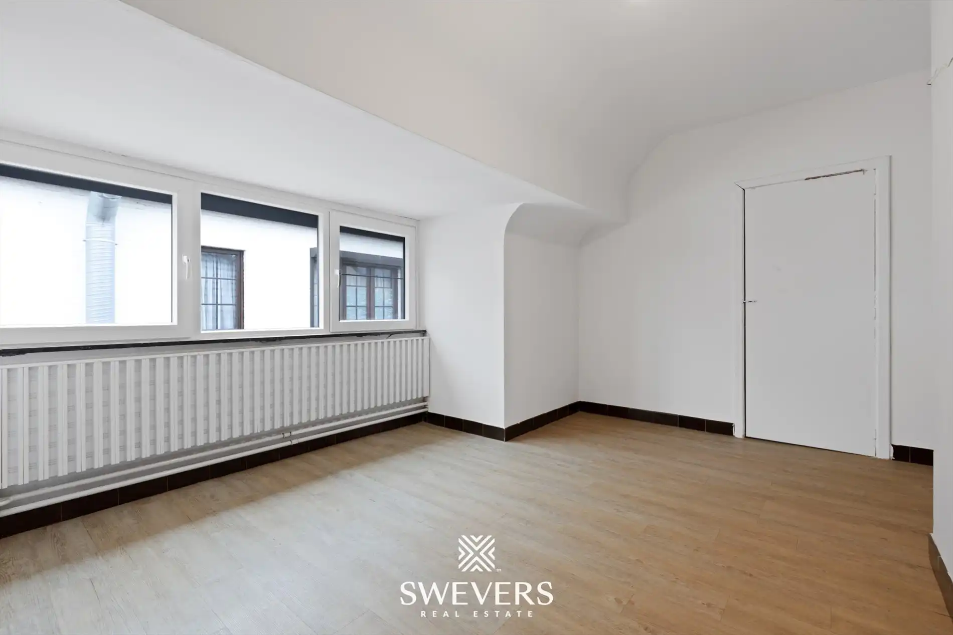 Vrijstaande renovatiewoning met 3 slaapkamers op een ideale ligging in Paal foto 22