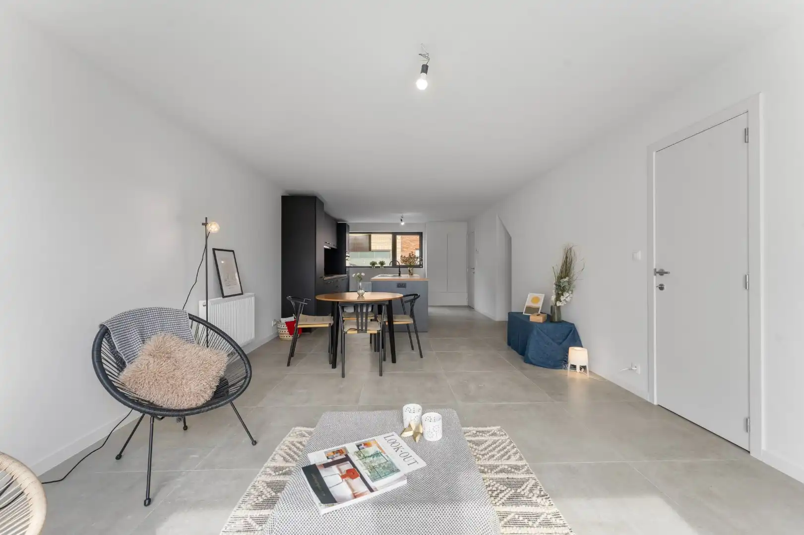 Instapklare, stijlvol gerenoveerde rijwoning in het hart van Bredene-Dorp foto 3