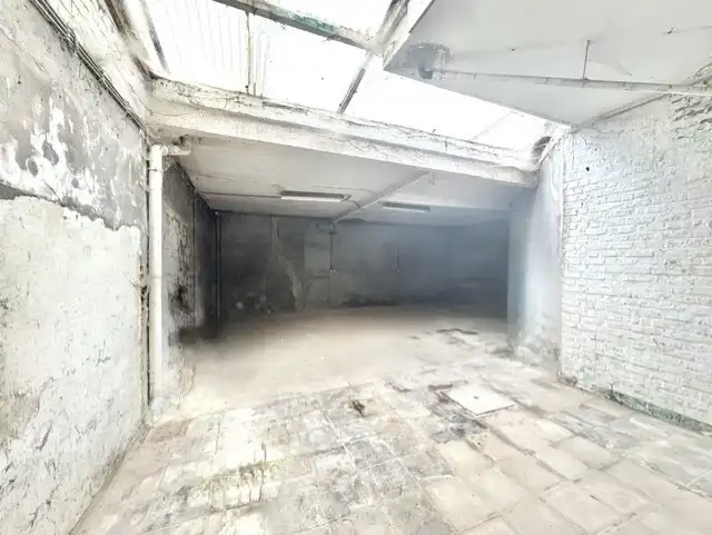 CENTRAAL GELEGEN OPSLAGPLAATS | 100 M² foto 4