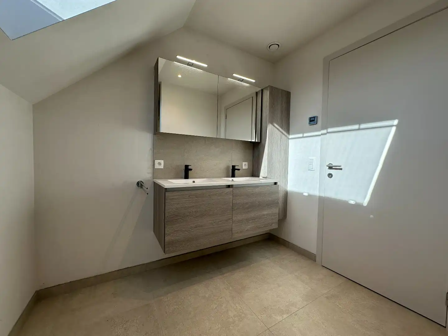 Perfect instapklare nieuwbouwwoning met 3 slpk en zonnig terras, Torhout foto 23