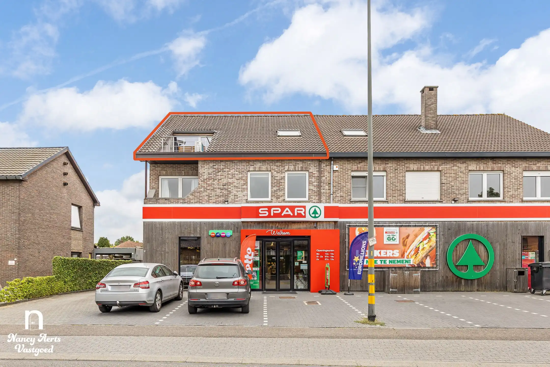Comfortabel 1‑slaapkamerappartement met terras en parking foto {{pictureIndex}}