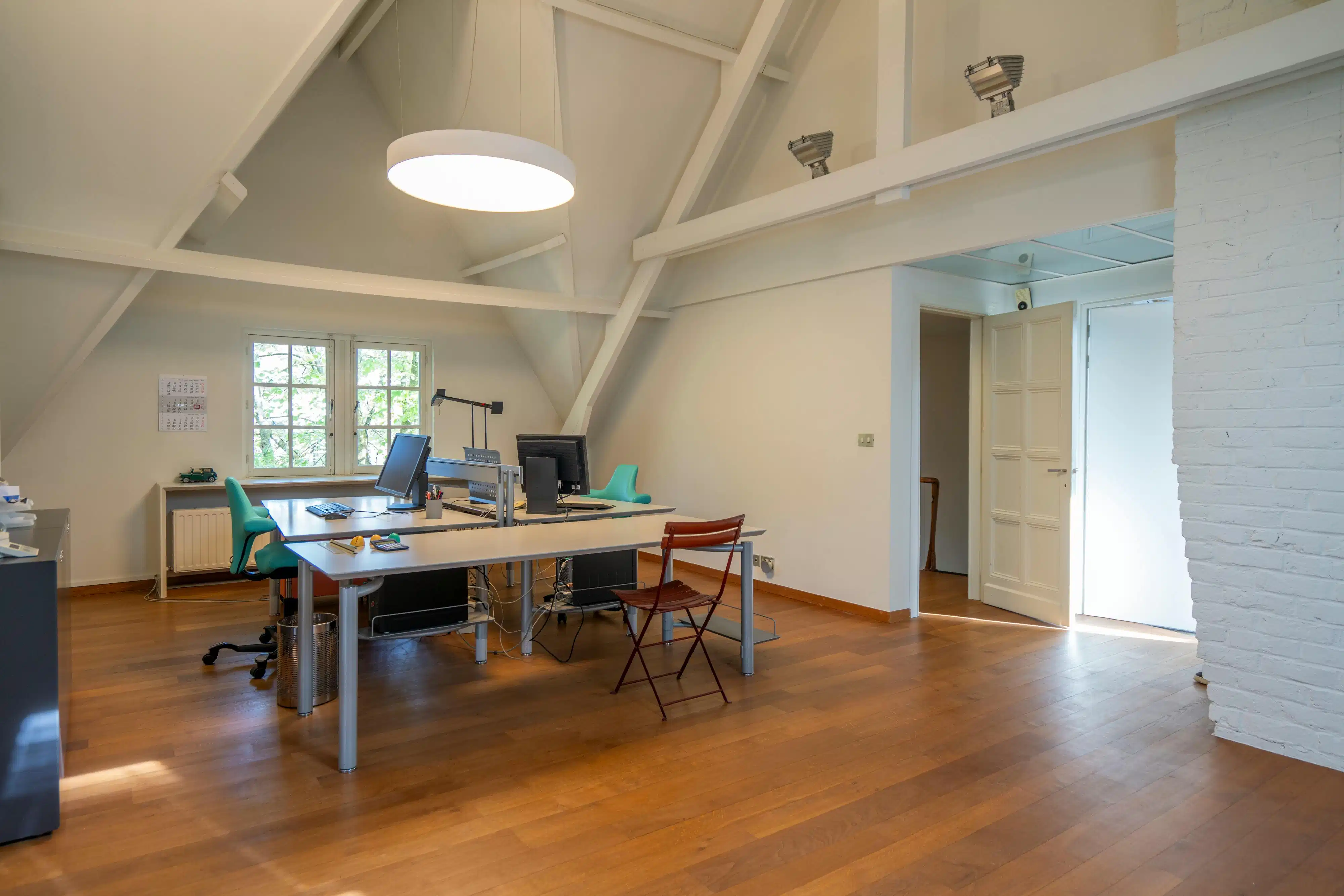 Karaktervolle burgerwoning op toplocatie in groene omgeving foto 28