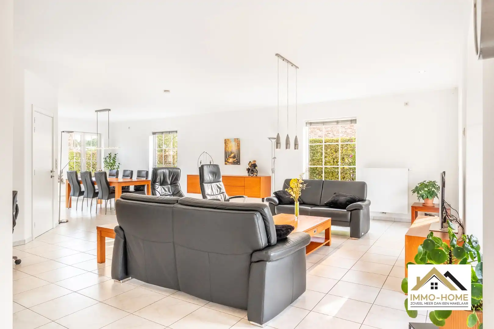 Jonge prachtige woning met enorm volume!! foto 6