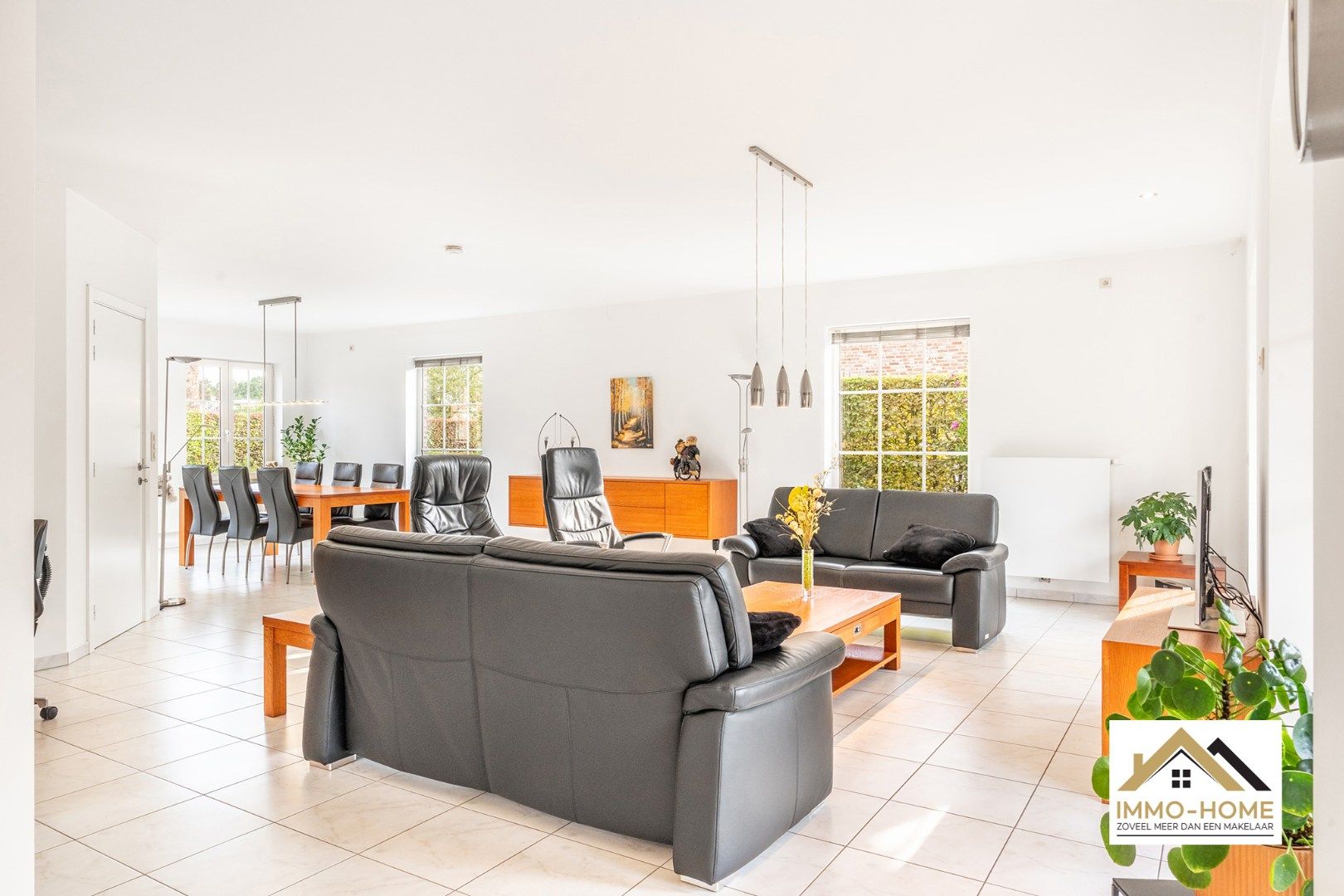 Jonge prachtige woning met enorm volume!! foto 6