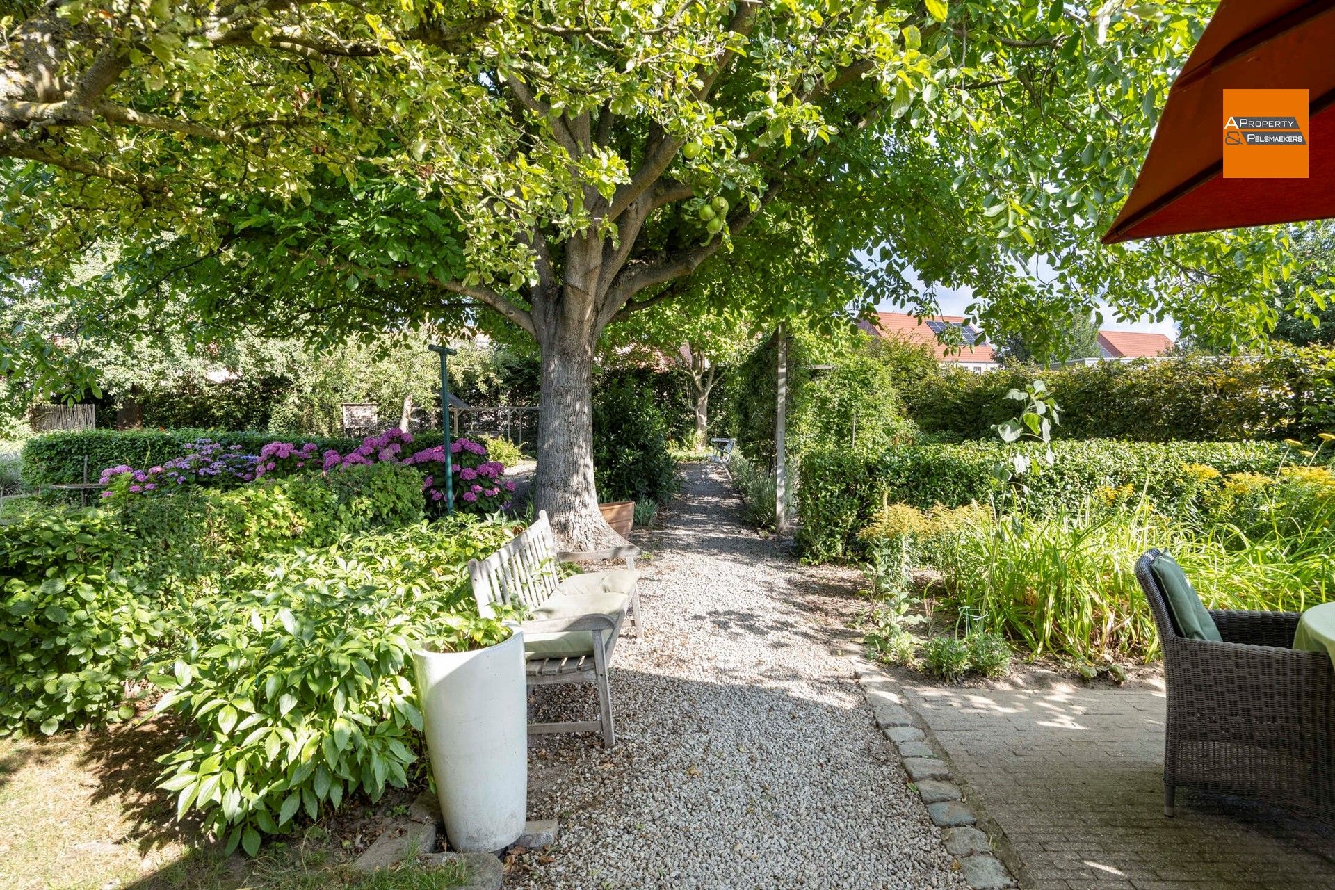 Charmante gezinswoning met grote tuin in Steenokkerzeel! foto 18