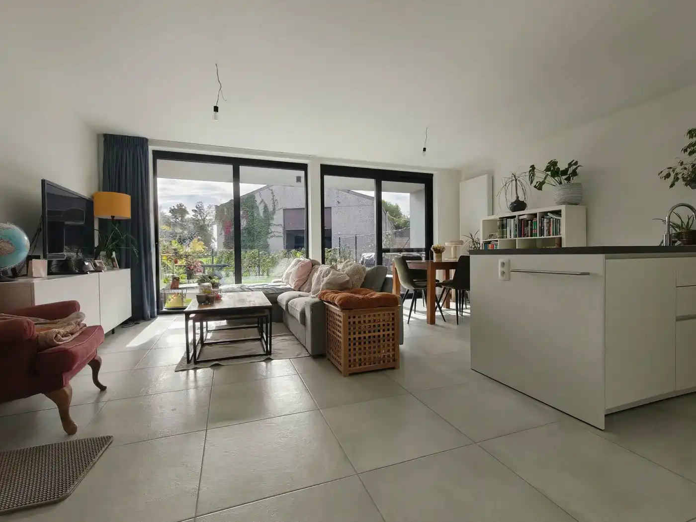 Moorslede – Lichtrijk nieuwbouwappartement met 2 slaapkamers en zonnig terras foto 3