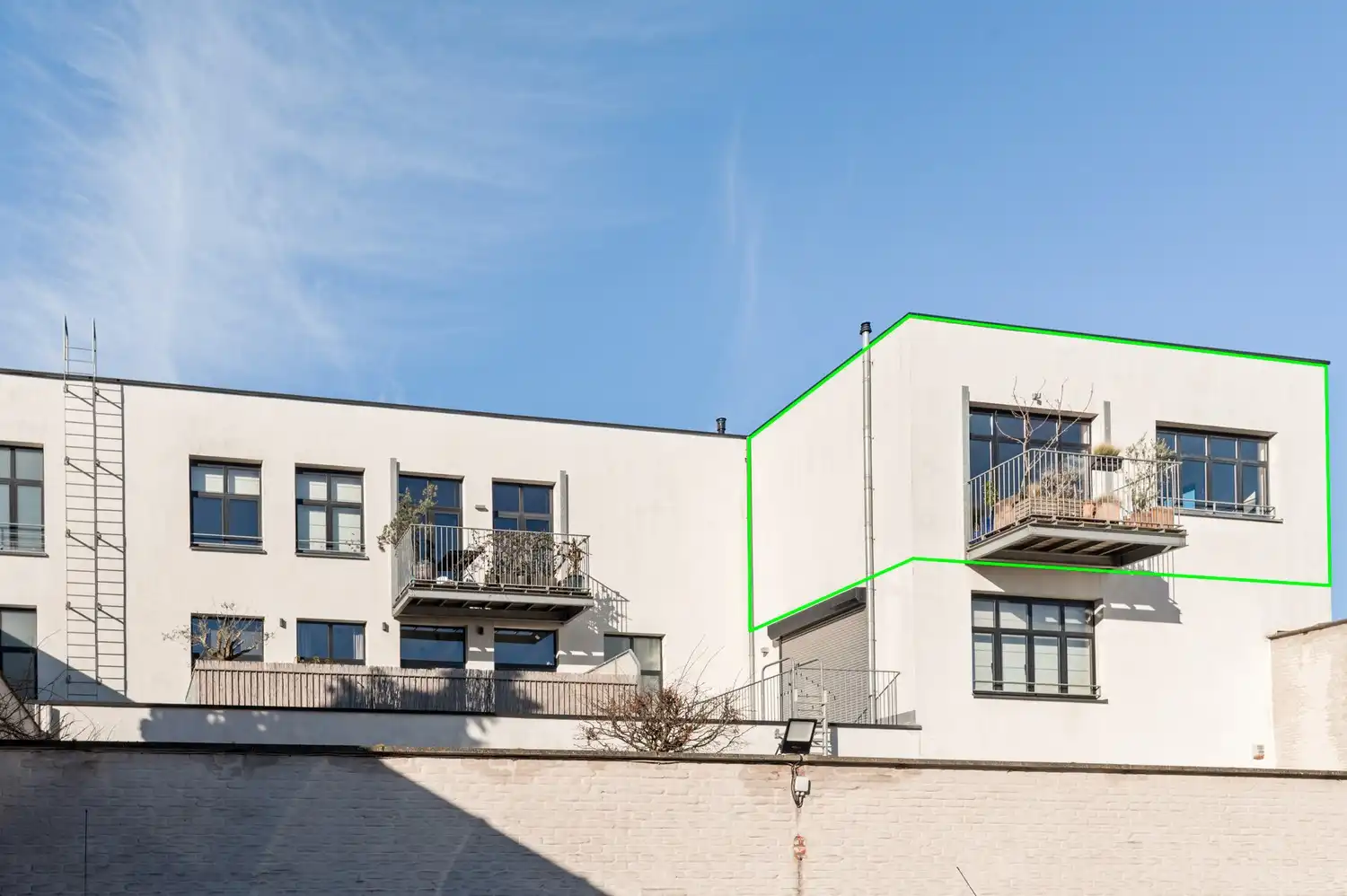 Stijlvolle loft met 2 slaapkamers en ondergrondse staanplaats te Antwerpen! foto 16