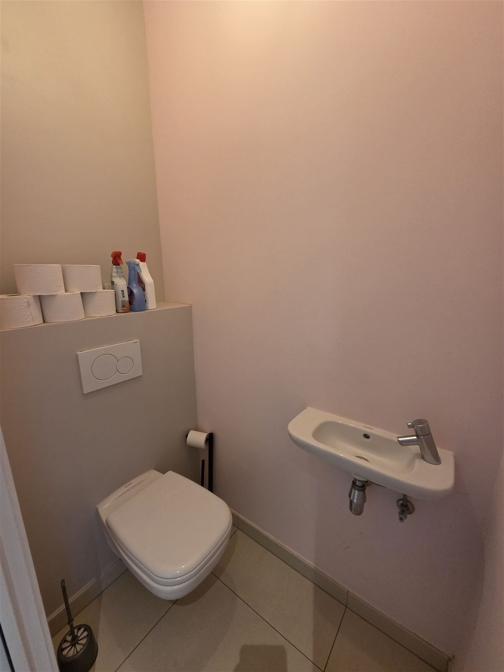 Ruim tweeslaapkamer appartement te huur foto 10