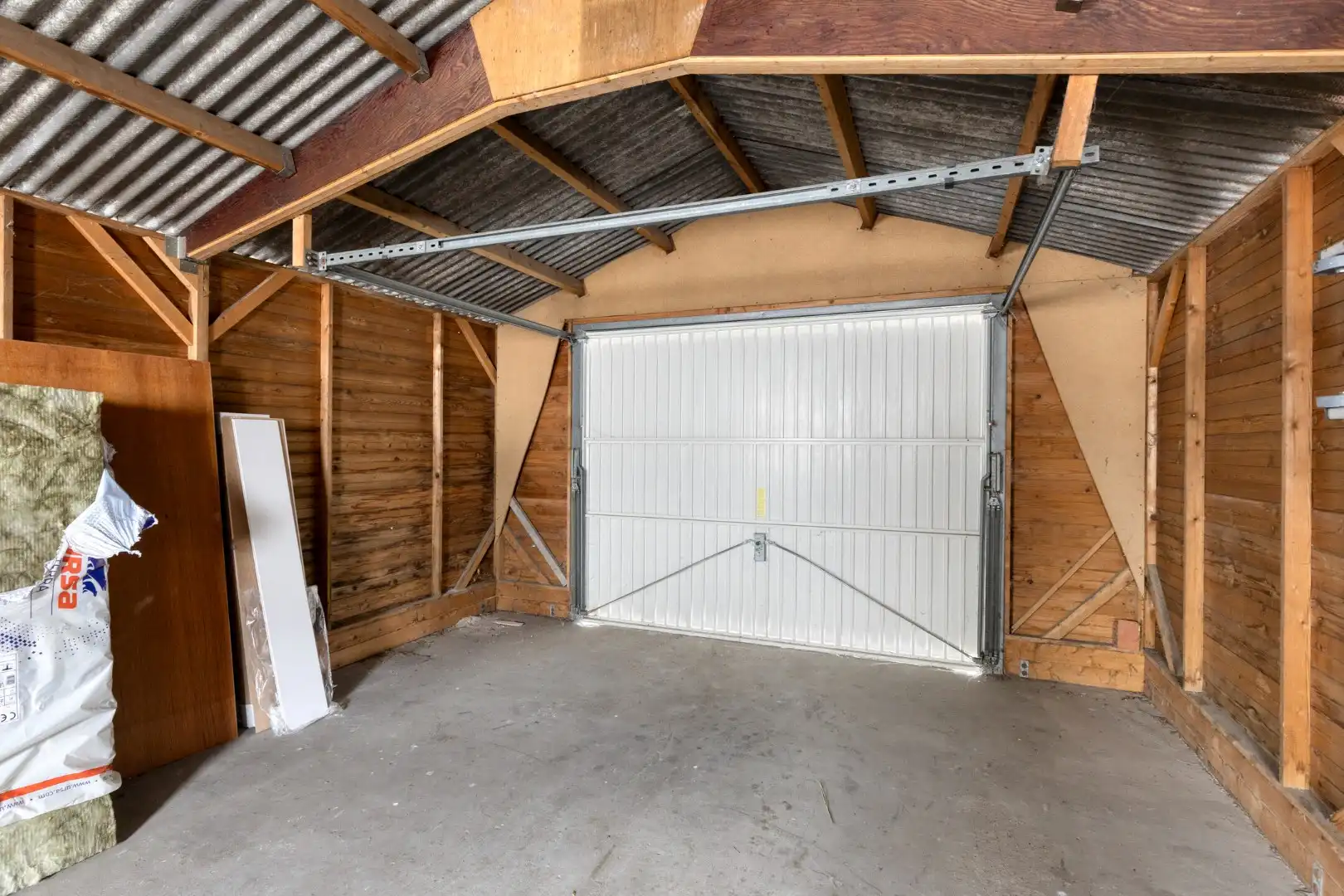 Woning met 3 slaapkamers, garage en tuintje! foto 15