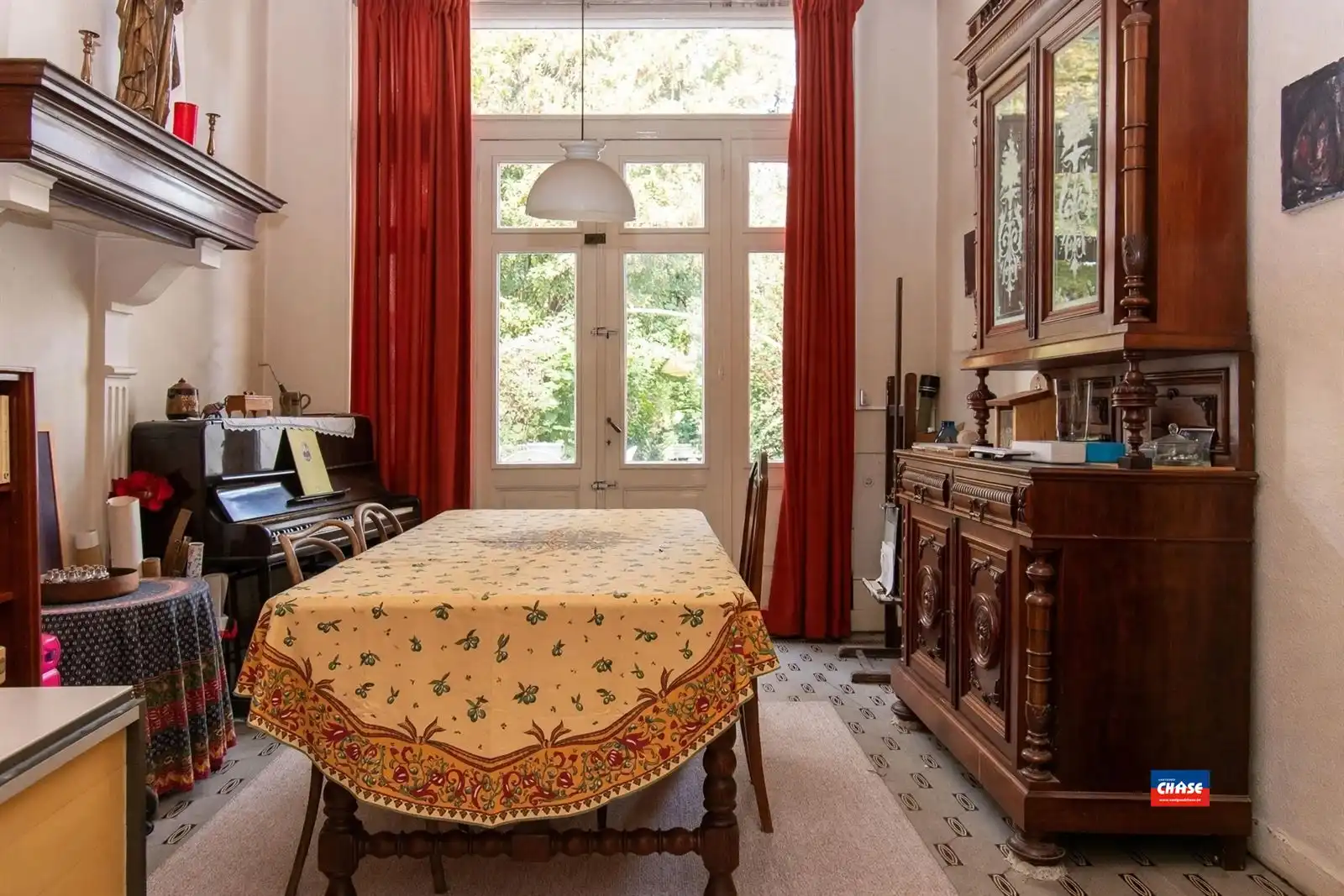 Prachtige authentieke herenwoning met zes slaapkamers en grote tuin foto 6