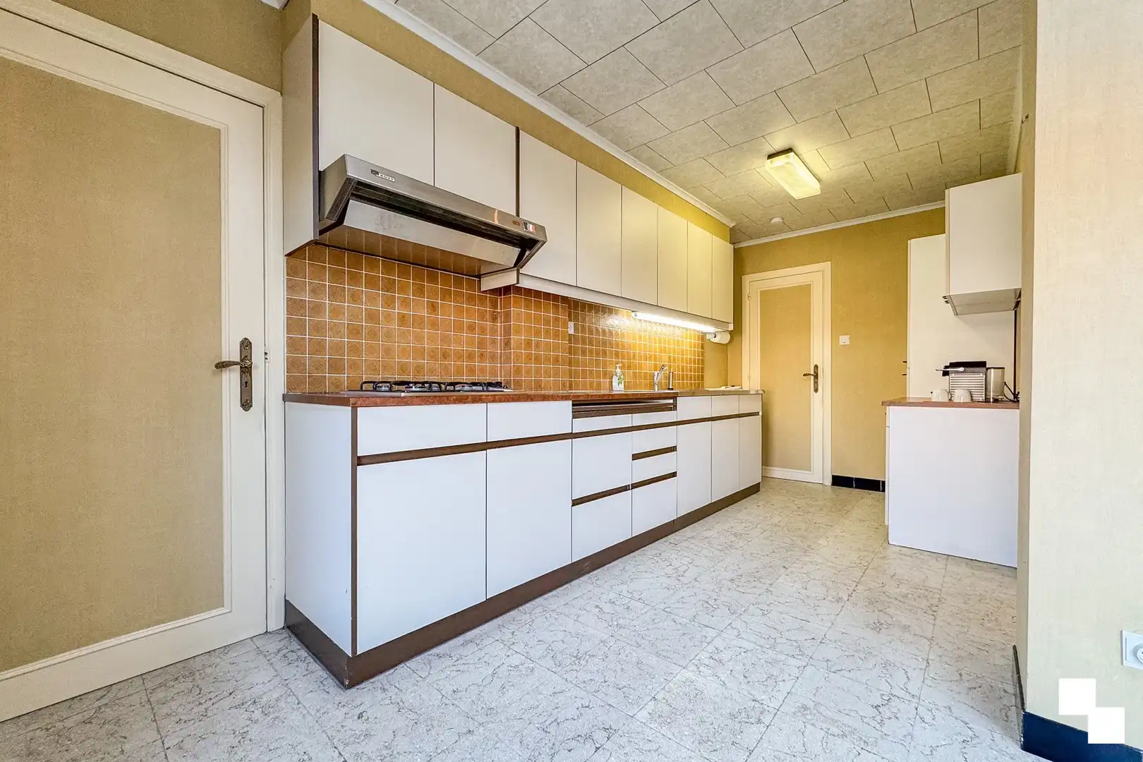 Rustig gelegen woning met garage te Kachtem foto 12