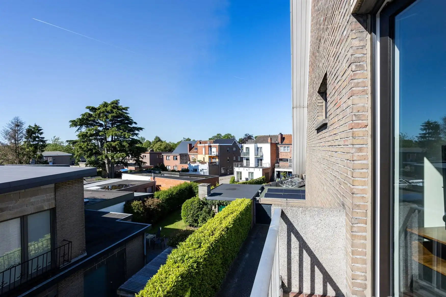 Lichtrijk appartement met zonnig terras in Wondelgem foto 7