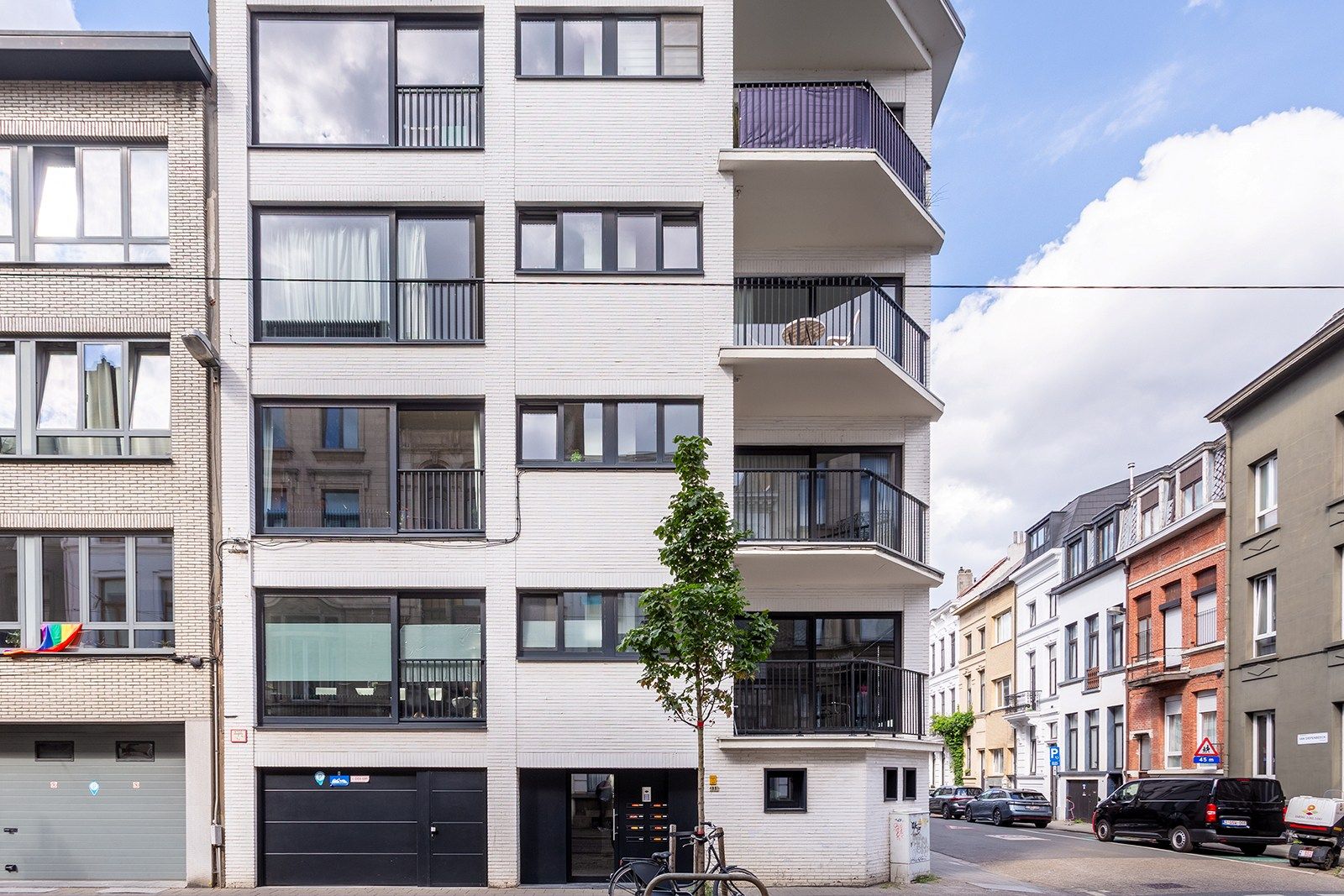Zonnig appartement met 2 slaapkamers en terras foto 14