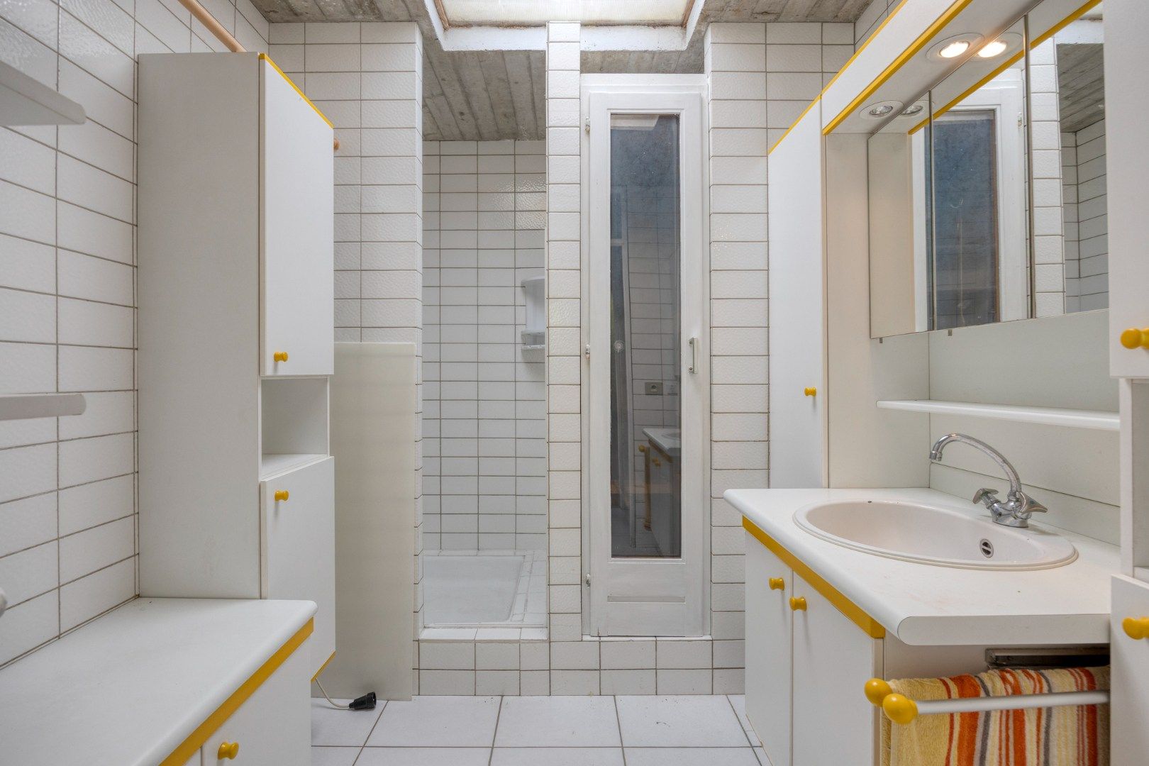 Gunstig gelegen te renoveren woning op mooi perceel van 16a07ca ! foto 18