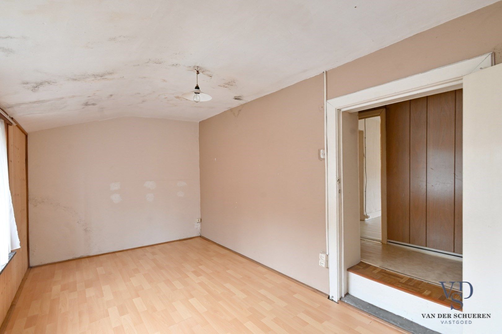 Woning met belendend perceel weiland  foto 24