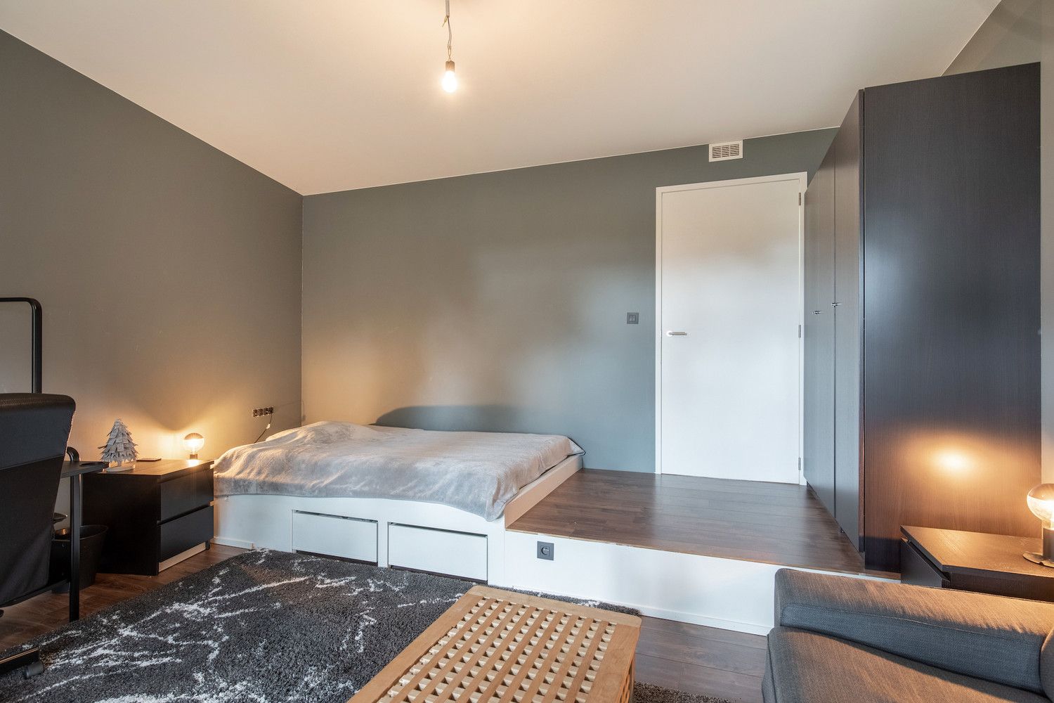 Moderne architectuurwoning op een perceel van 20a foto 39