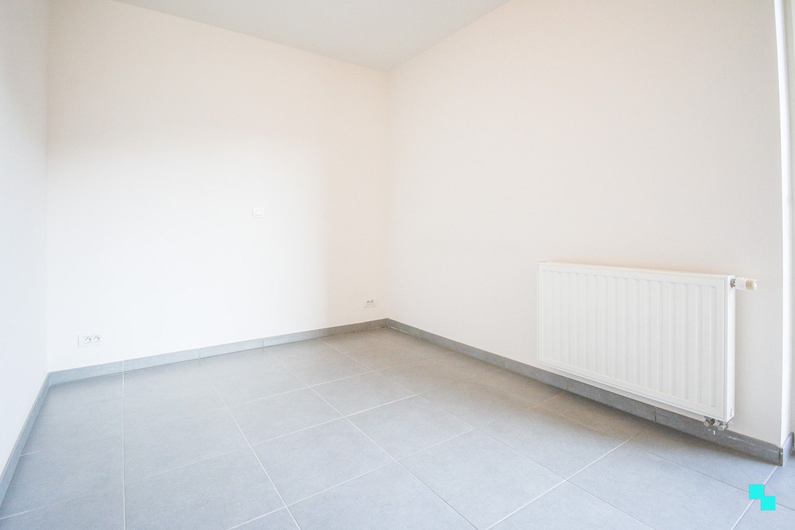 Instapklaar, energiezuinig appartement met staanplaats te Roeselare foto 13
