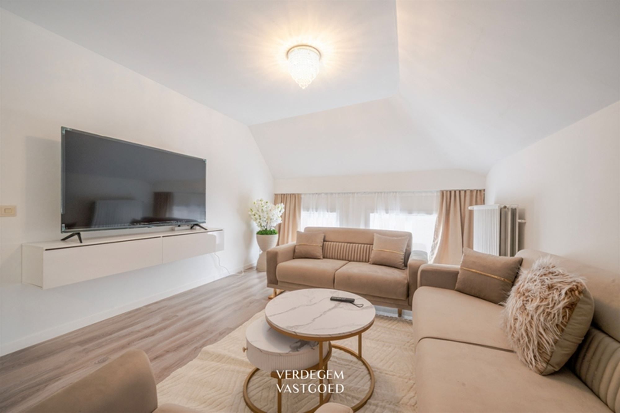 Pied-à-terre of als investering, appartement met 1 slaapkamer in hartje Brugge foto 3