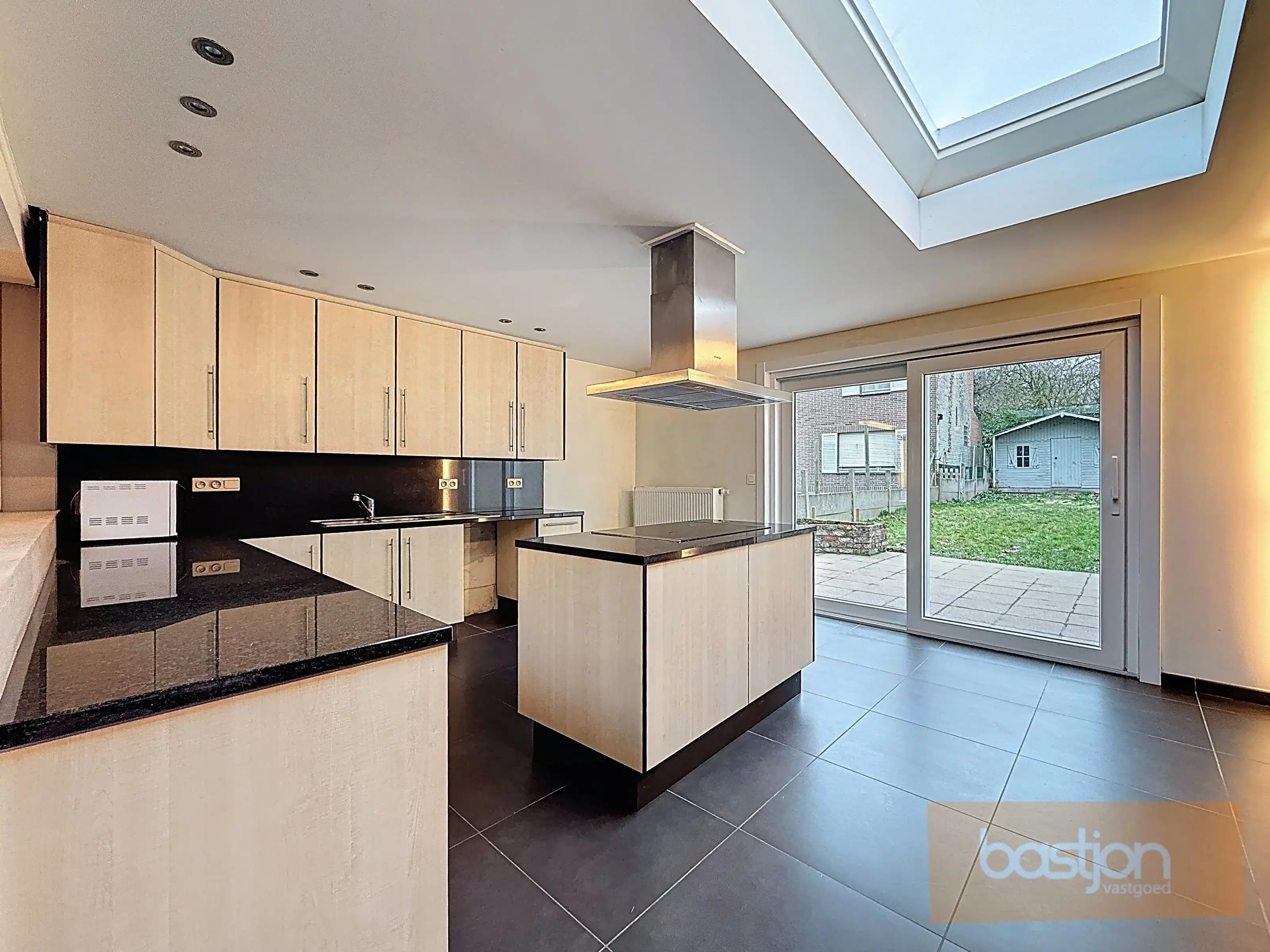 Charmante gezinswoning in het hart van Marke foto 4