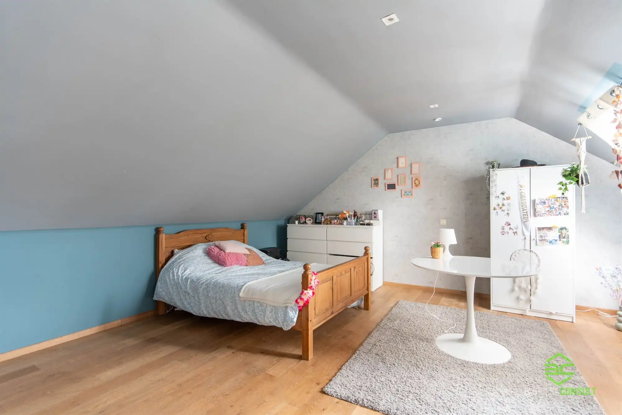 Instapklare woning met 4slpk op 30a 65ca! foto 11