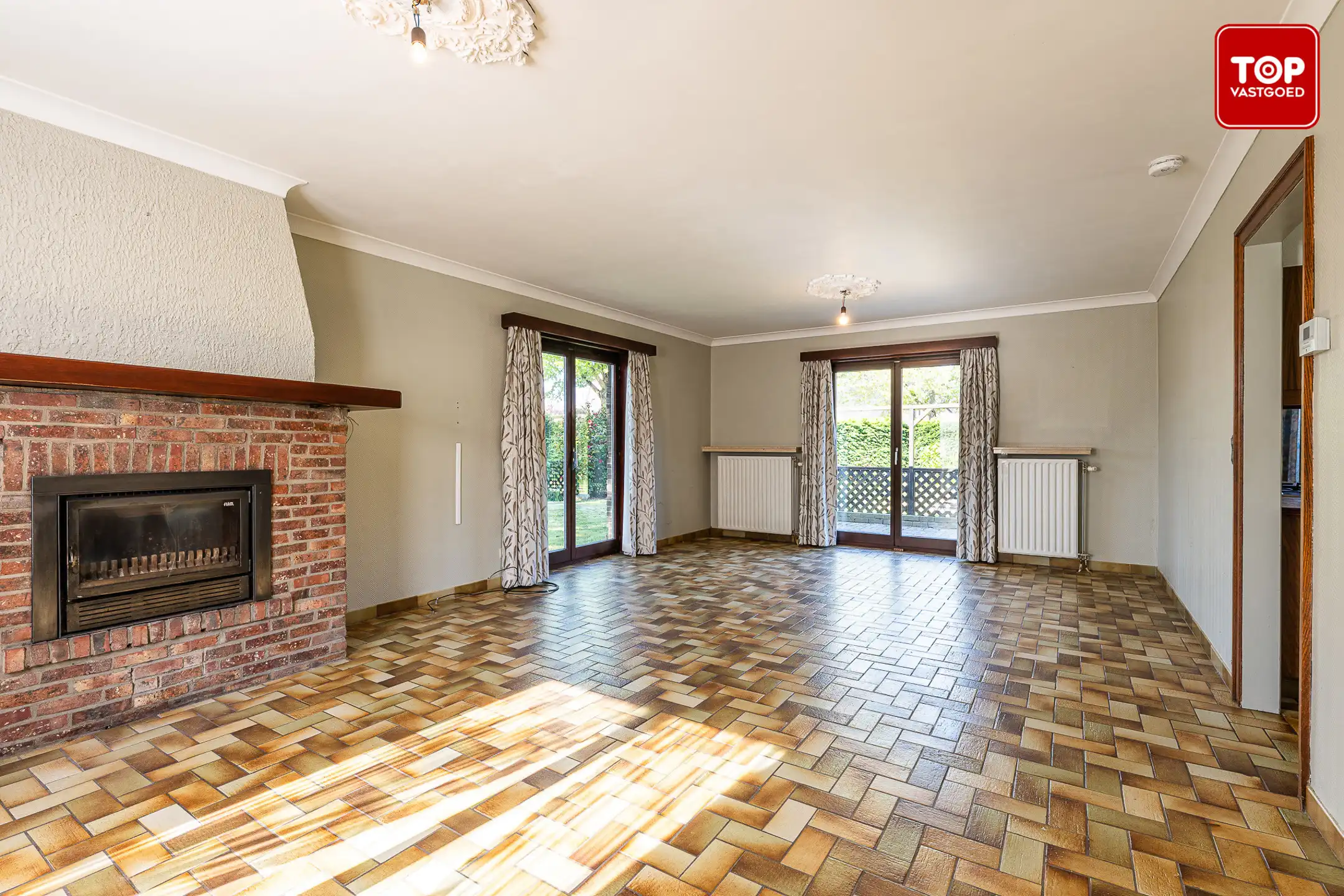 Op te frissen bungalow op toplocatie. foto 4