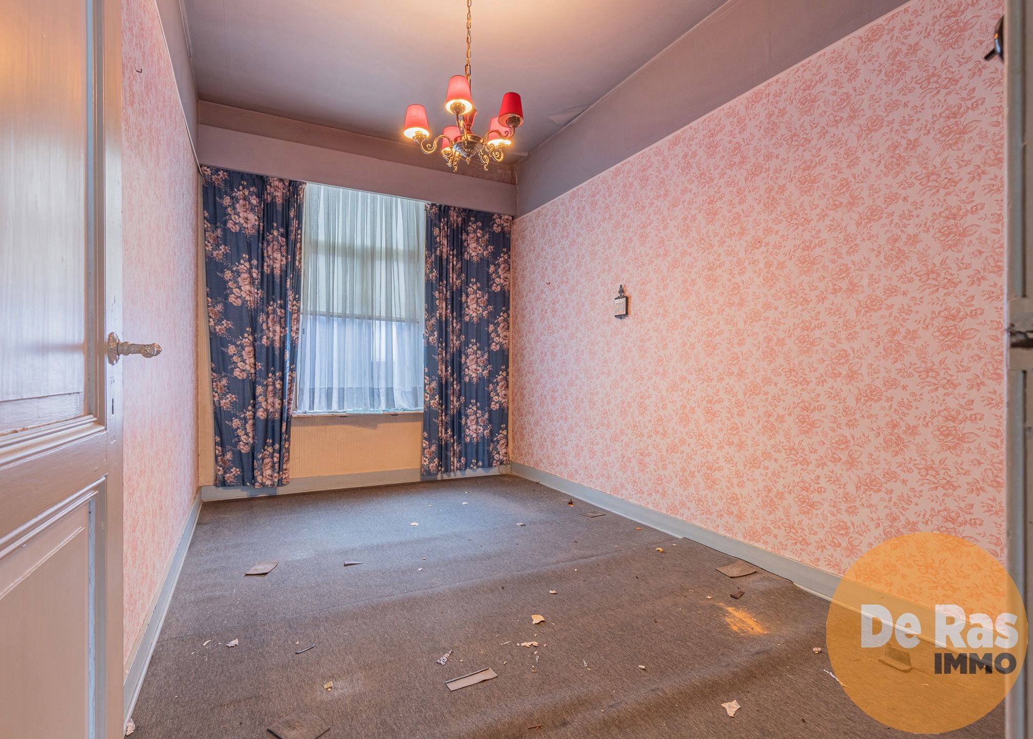 WETTEREN - Te renoveren woning in centrum met 3 slaapkamers foto 14