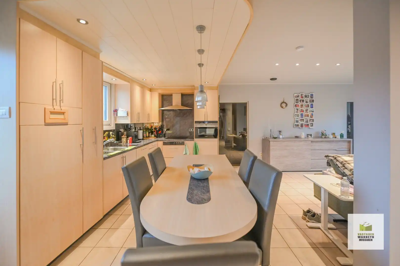 Ruime gezinswoning met tuin, 3 slaapkamers en een grote garage  foto 10