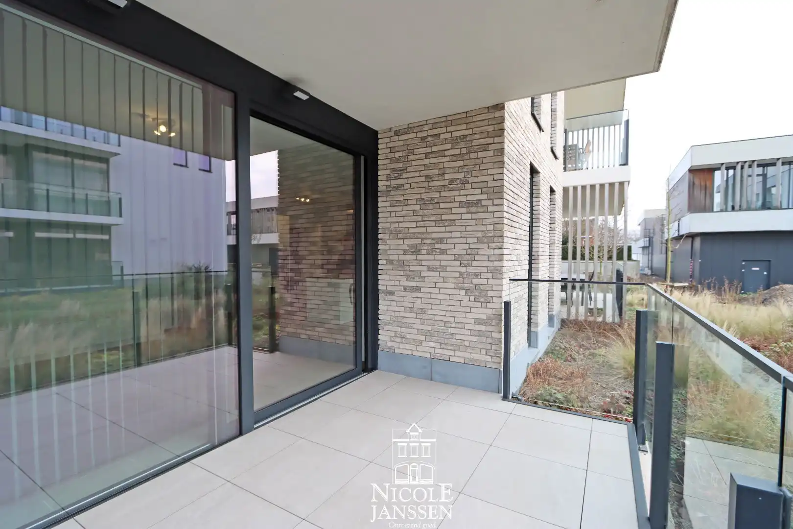 Gelijkvloers appartement met 2 slaapkamers, kelderberging en autostandplaats foto 12