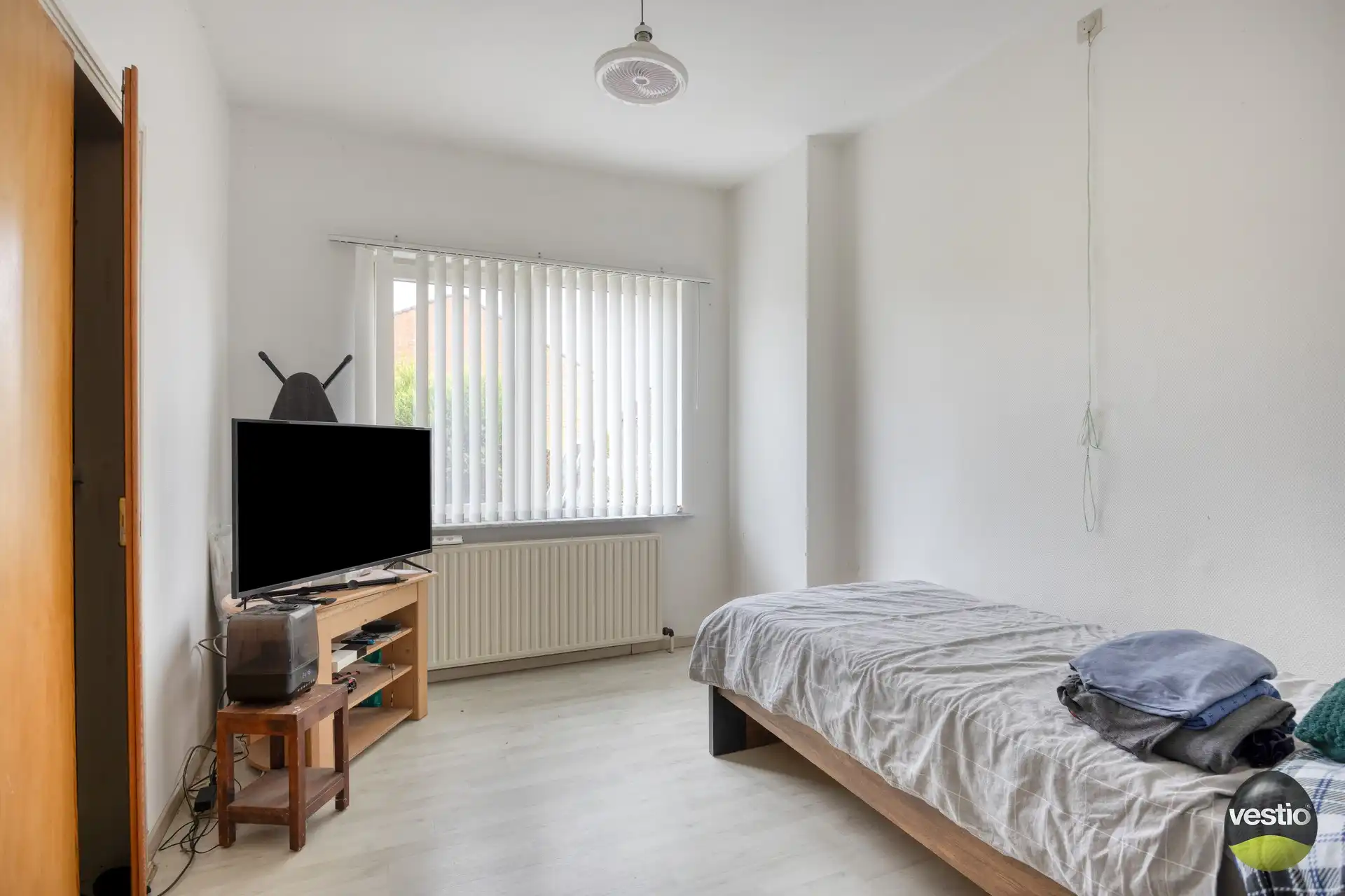 OP TE FRISSEN OB IN HET LANDELIJKE GROTE SPOUWEN foto 11