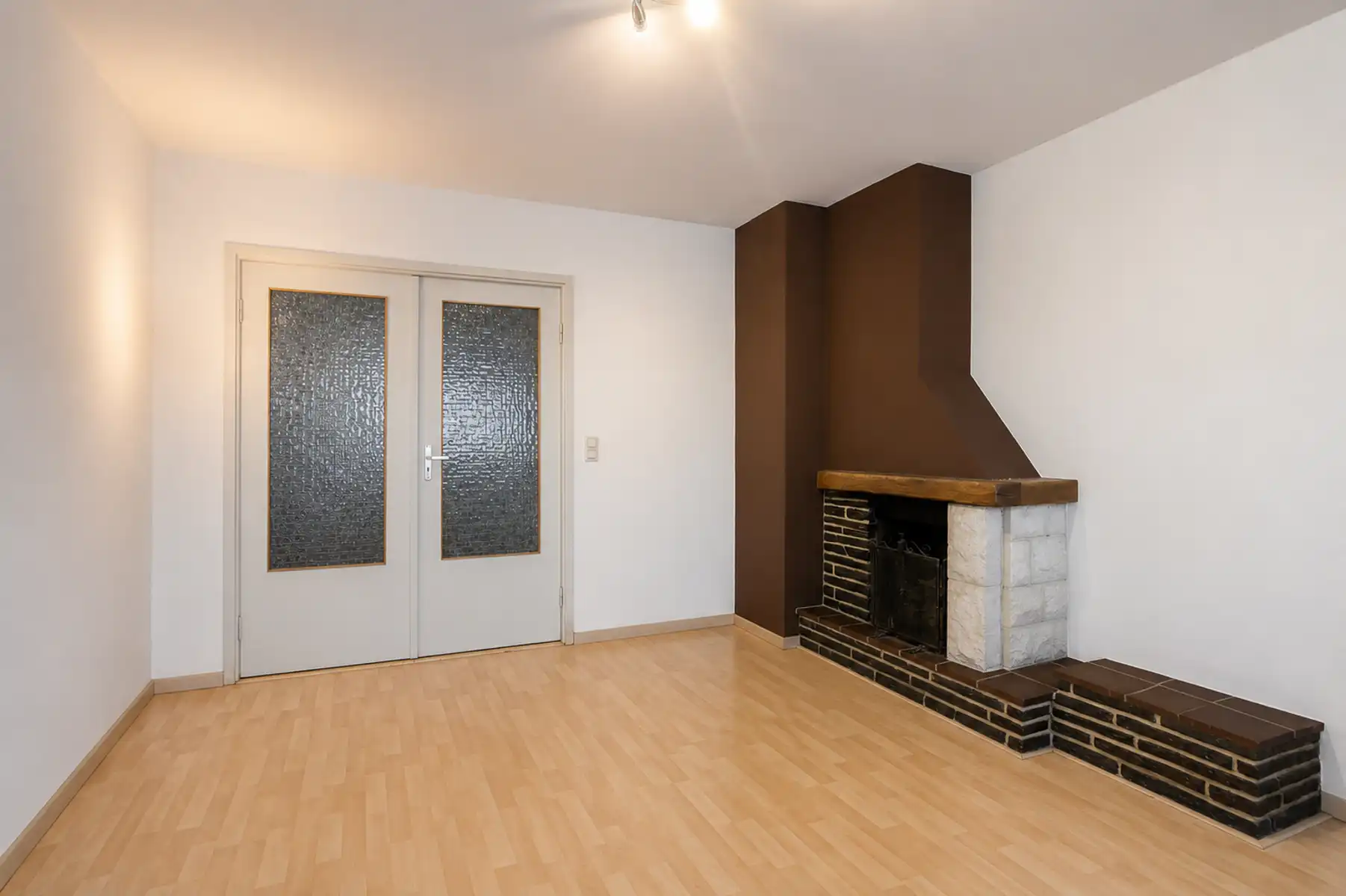 Ruim 3-slaapkamerappartement met terras foto 2