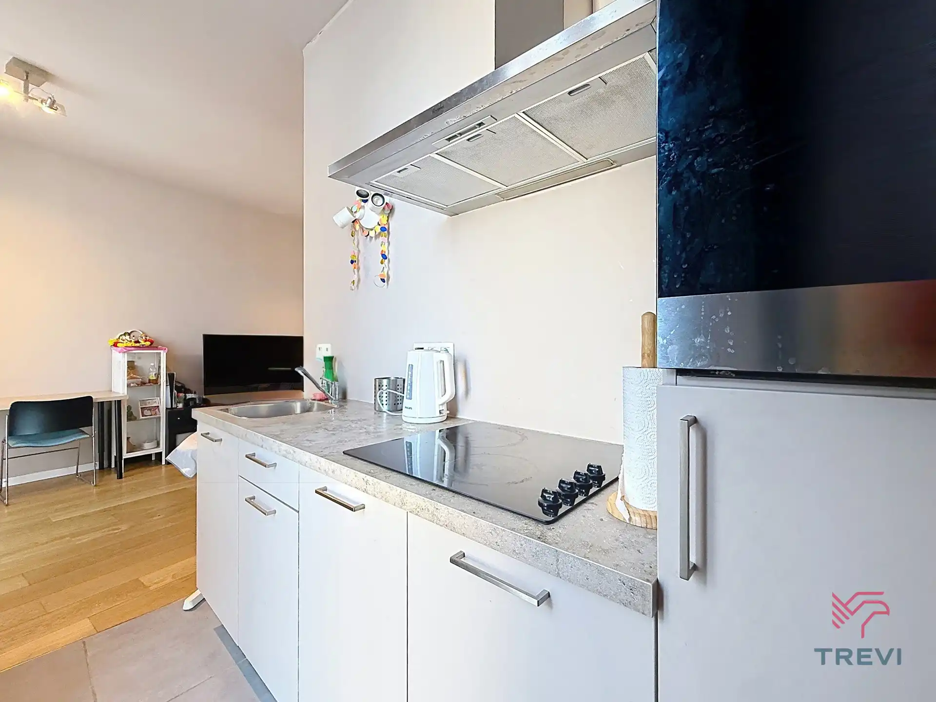 Vlakbij NAVO studio van ± 40m² foto 5
