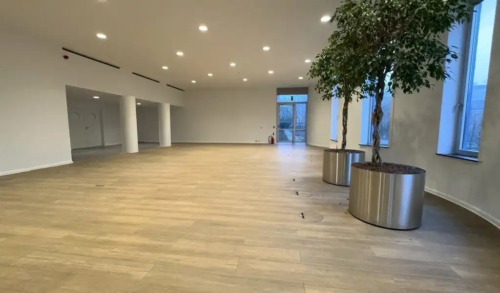 Vernieuwde kantoren te huur in Crepain gebouw aan Zuiderpoort in Gent foto 13