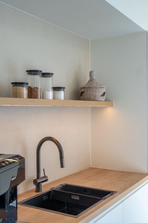 Boomforeeststraat – Instapklare gezinswoning met tuin in hartje Izegem foto 9